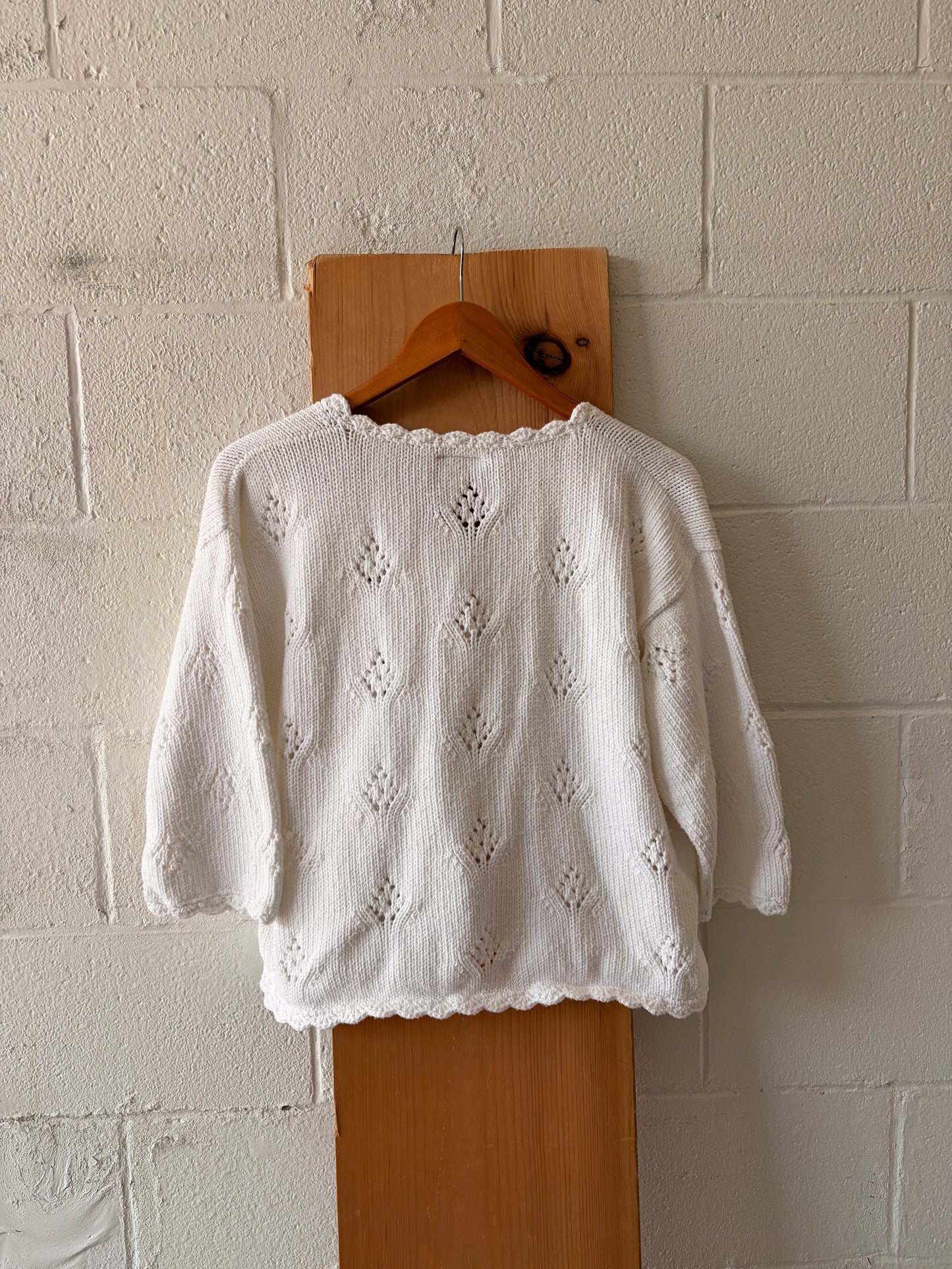 Scalloped White Cardigan : L