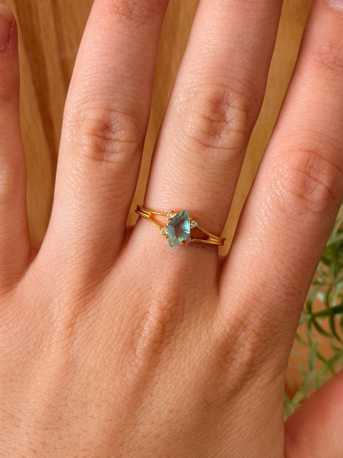 Gold Tone 925 Aqua Blue Ring : Size 8
