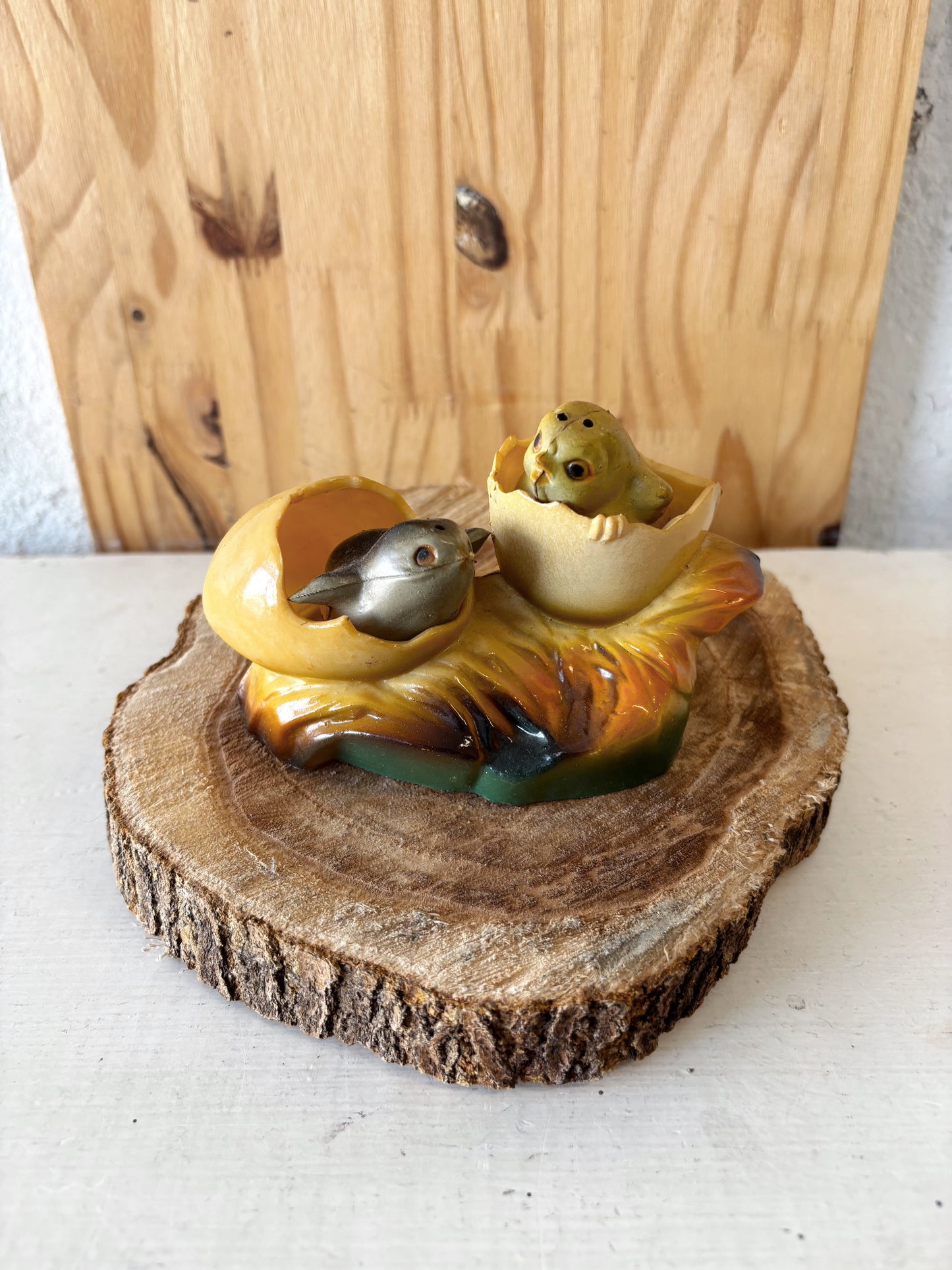 Plastic Bird Salt & Pepper Shakers