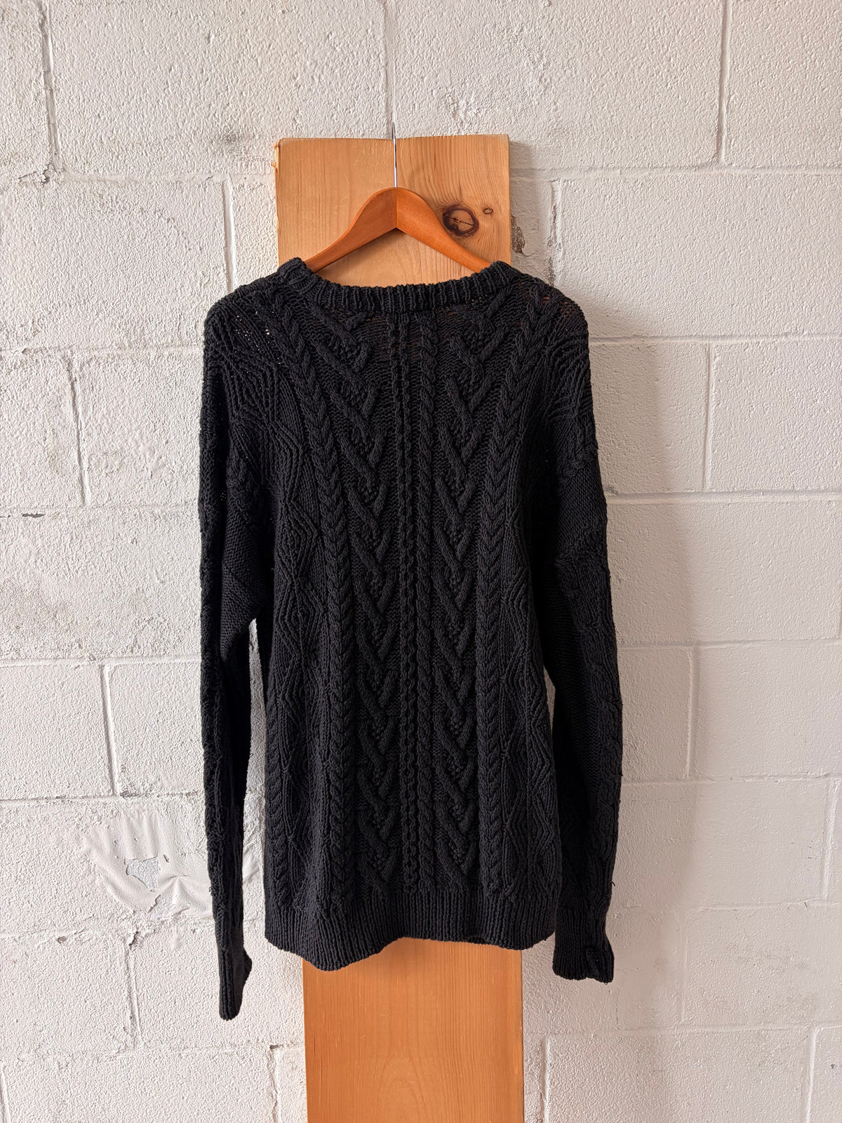 Compagnie Internationale Express Black Cable Knit Sweater : XL