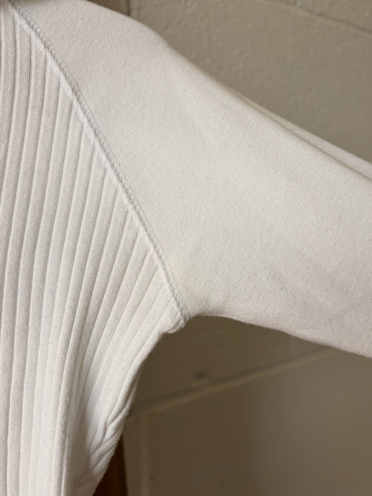 Ribbed Long Sleeve : M