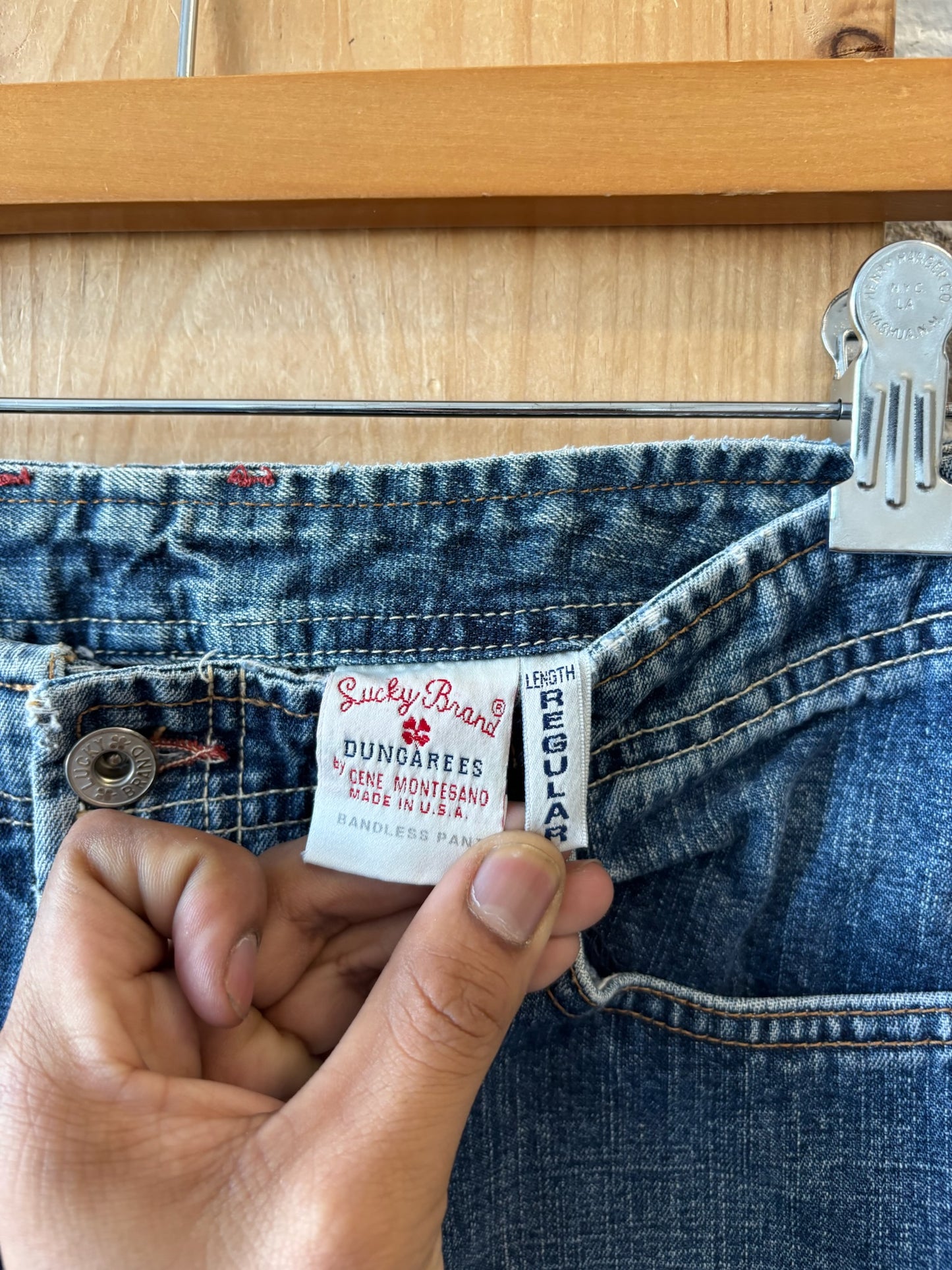 Lucky Jeans : 30” W