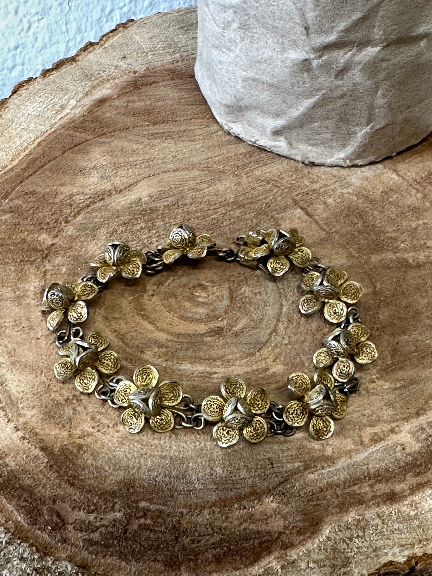 Vtg Filigree Flower Bracelet