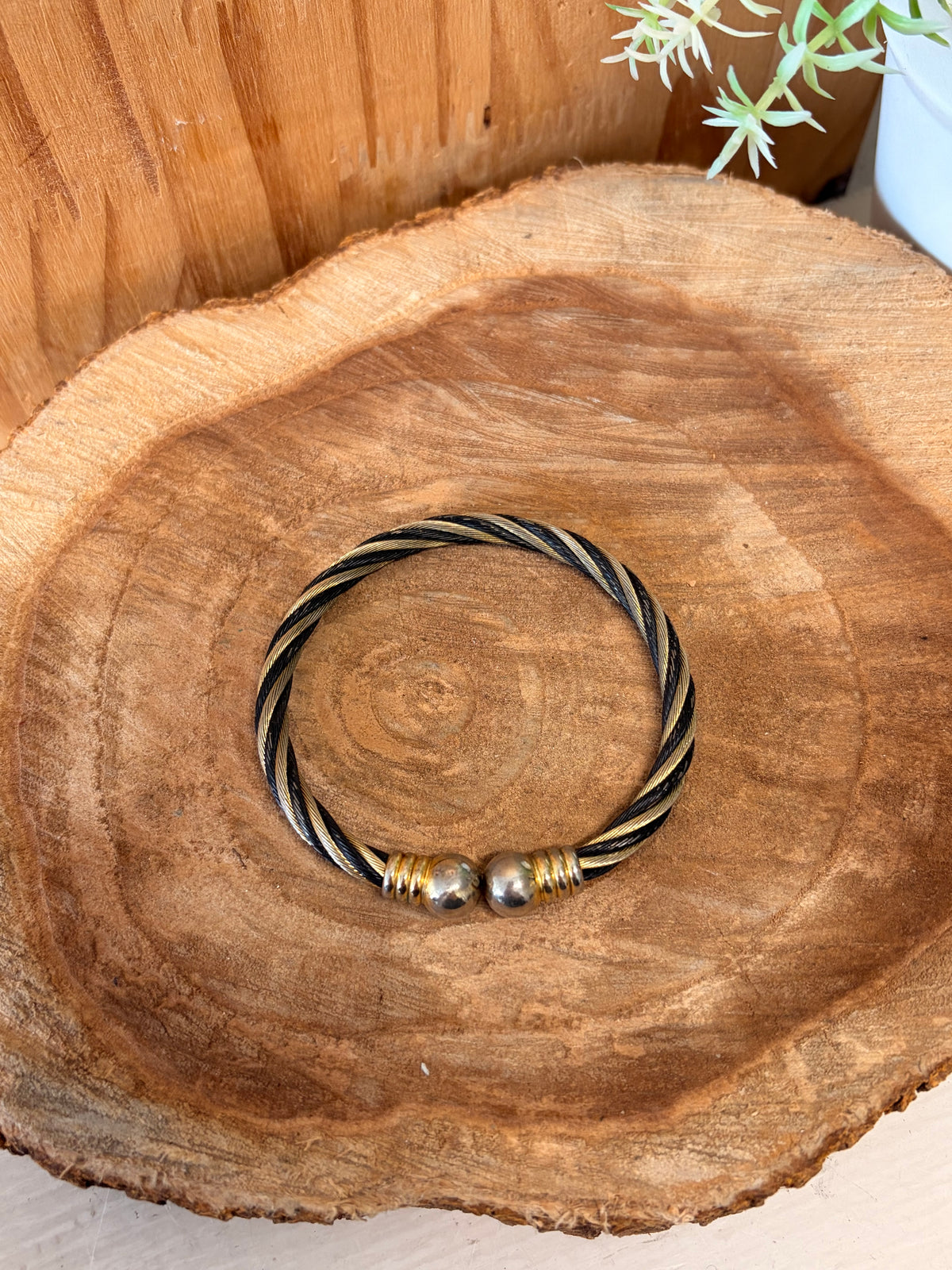 Black & Gold Tone Twisted Bracelet