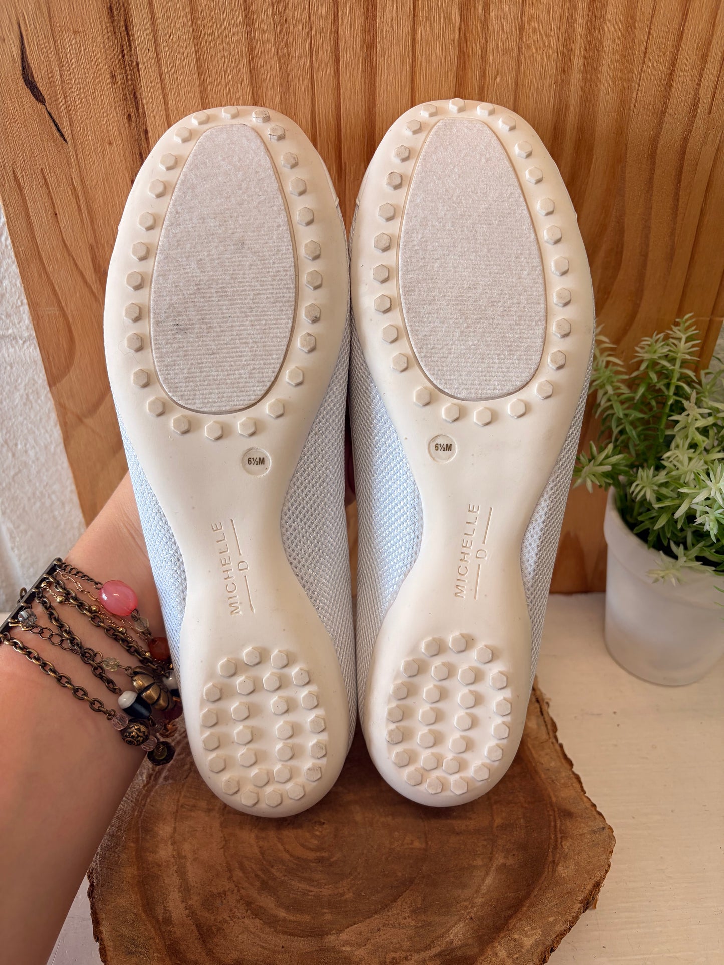 White Ballet Flats : Size 6.5