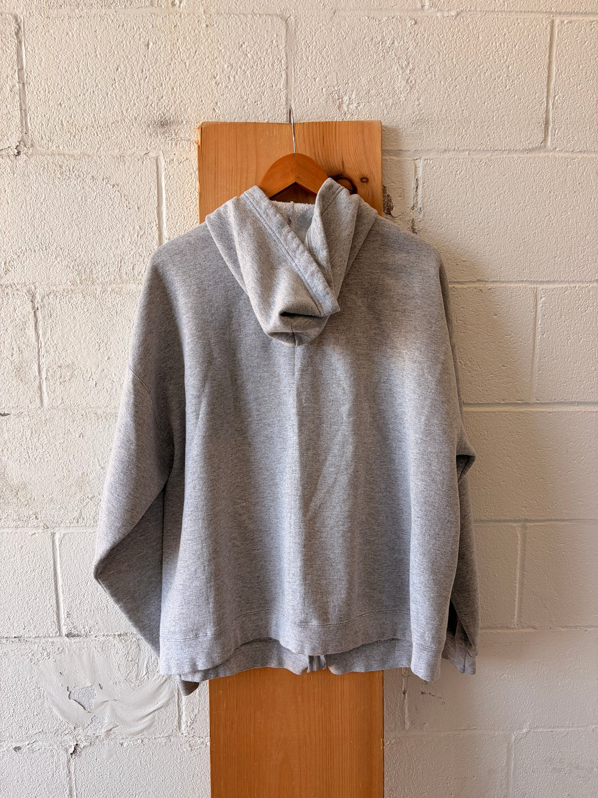 Classic Gray Starter Zip Up Hoodie : L