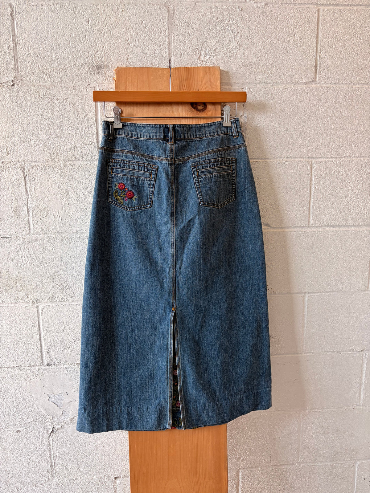 Floral Embroidered Denim Skirt : 8