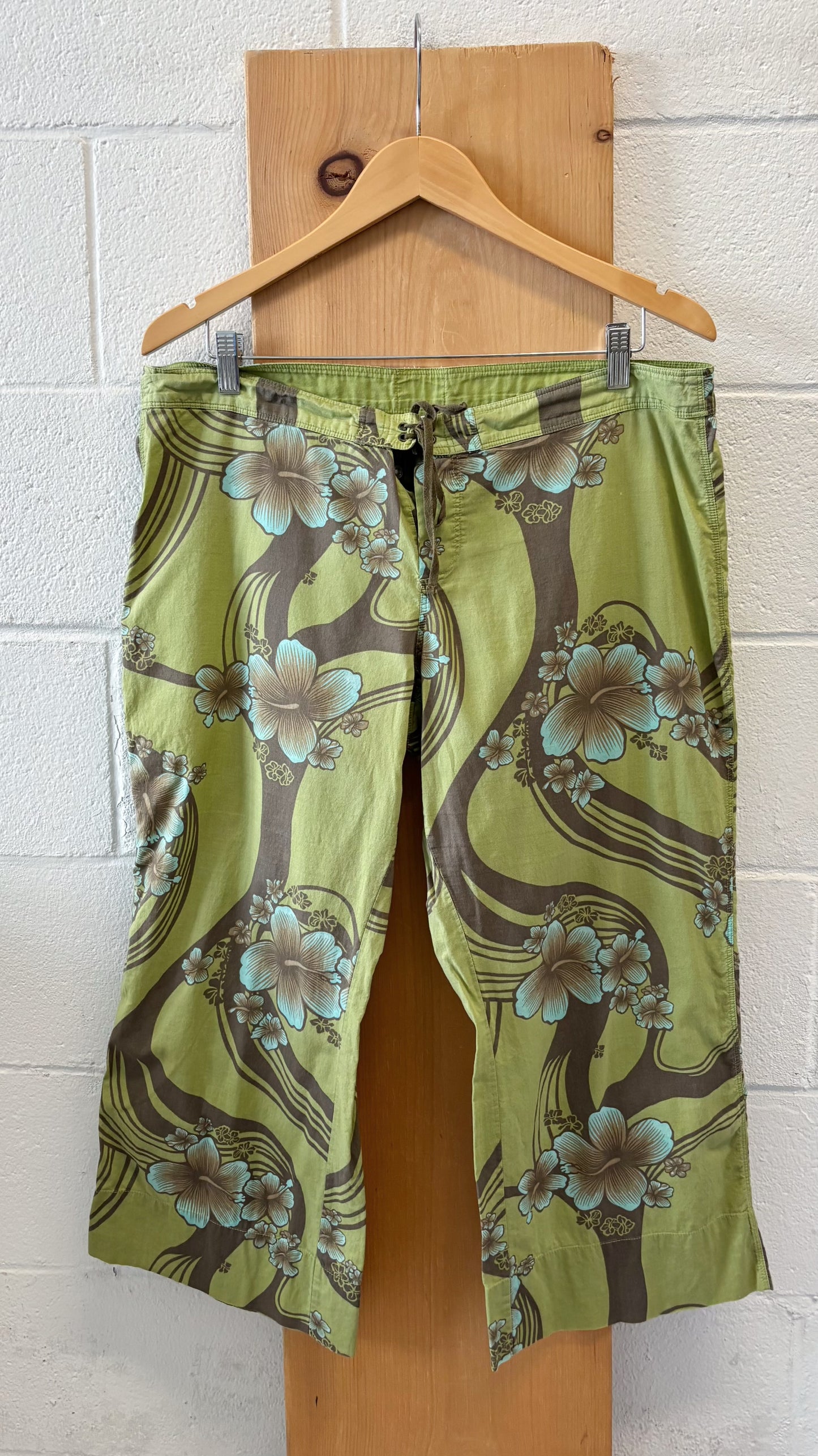 Y2K Surf Pants : L