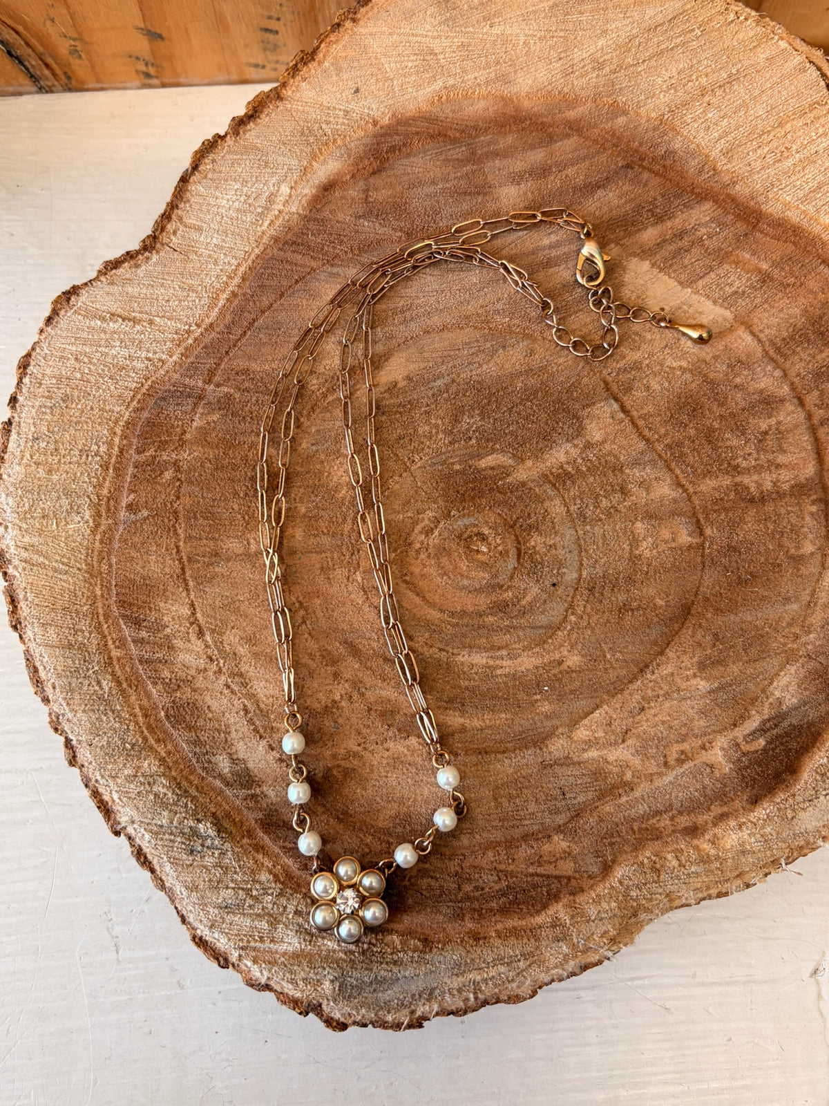 Faux Pearl Flower Necklace