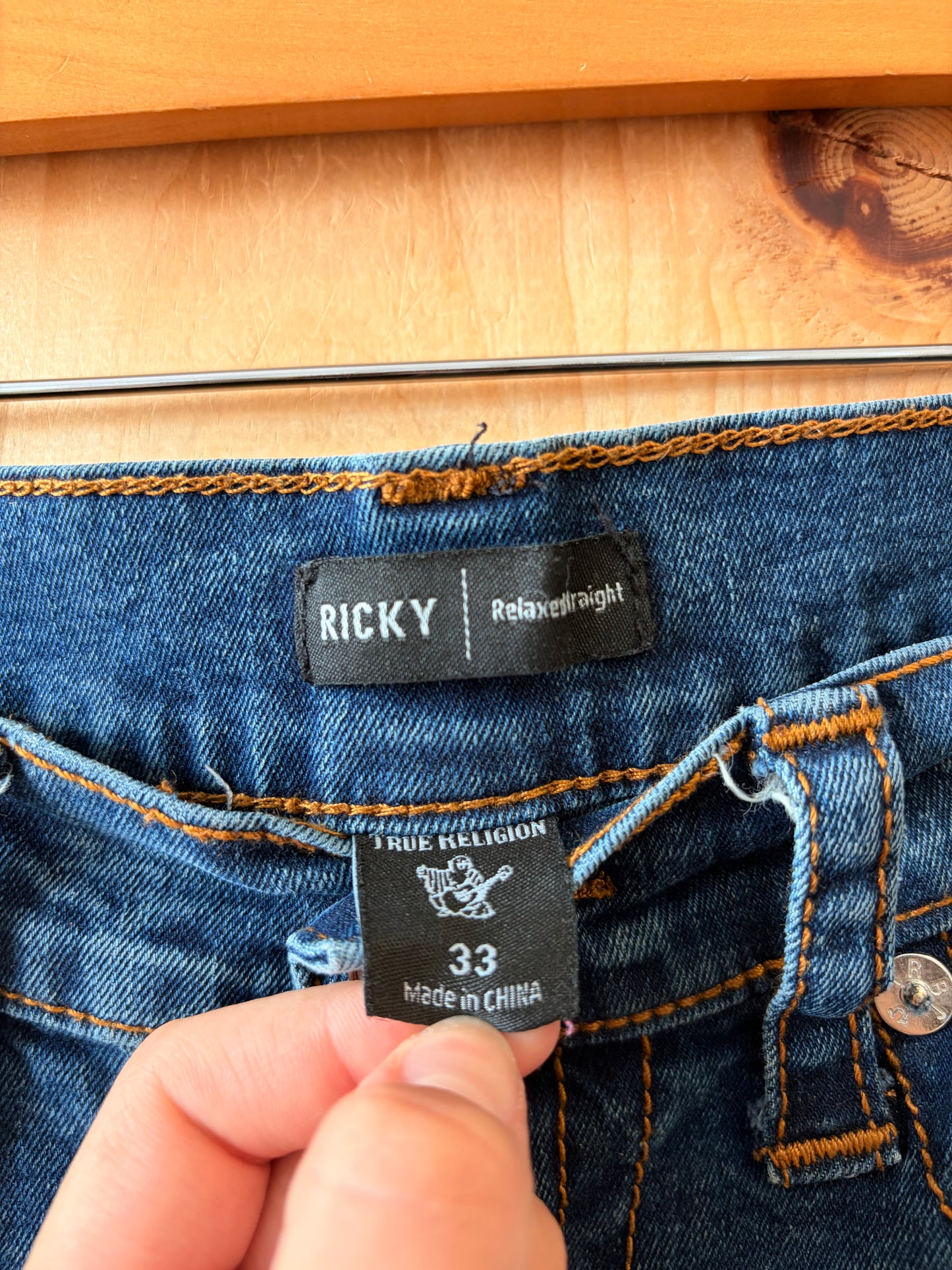 True Religion Straight Leg Jeans : 33