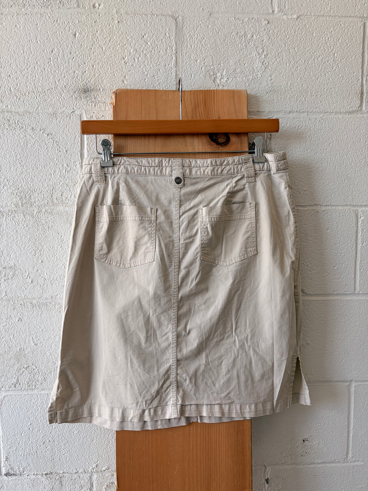 Route 66 Khaki Skirt : 18W