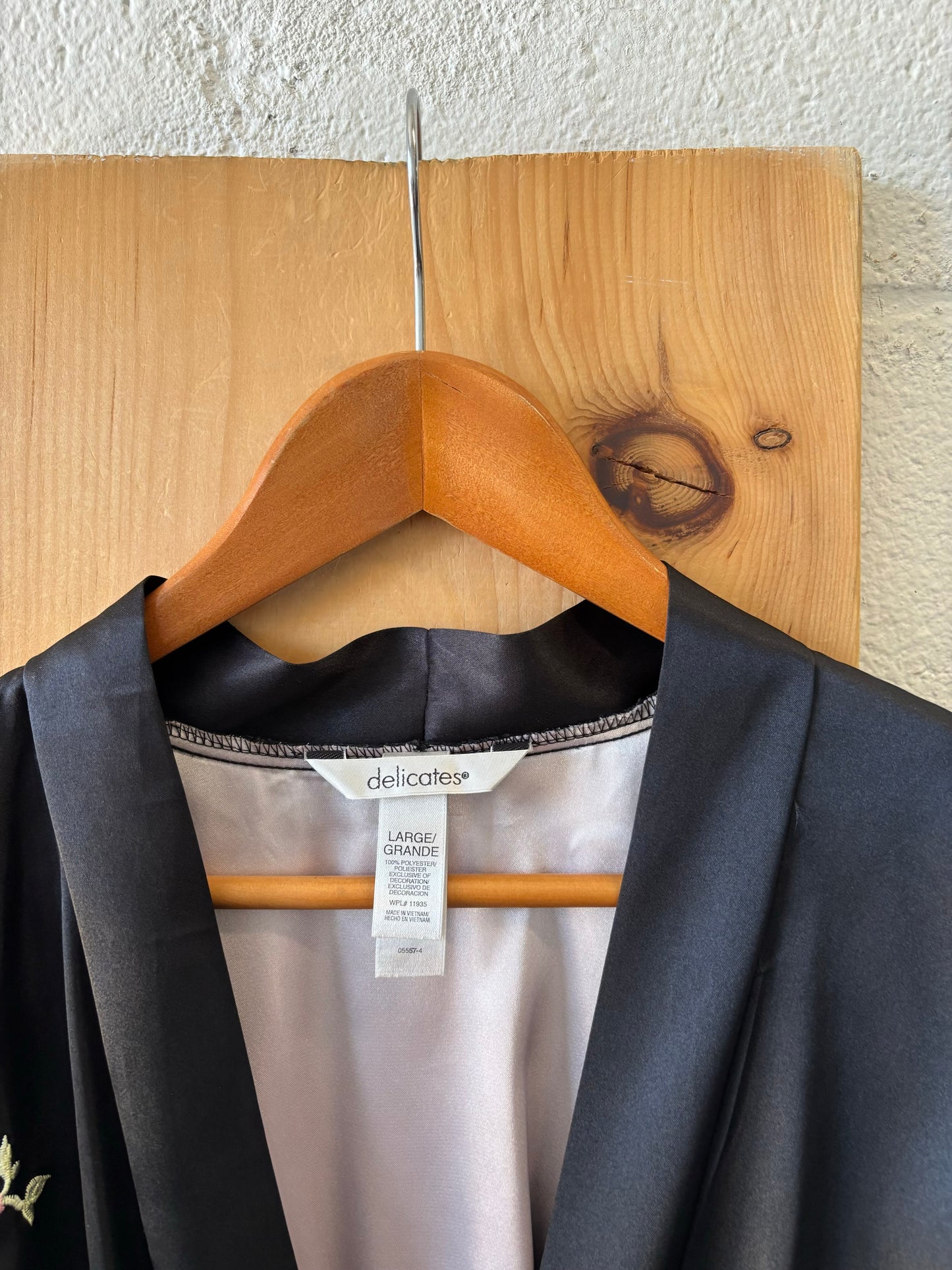 Satin Black Kimono Robe : L