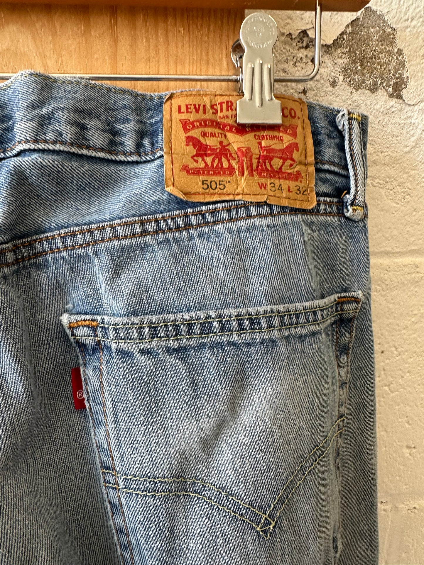 Levi’s 505s : 34” W