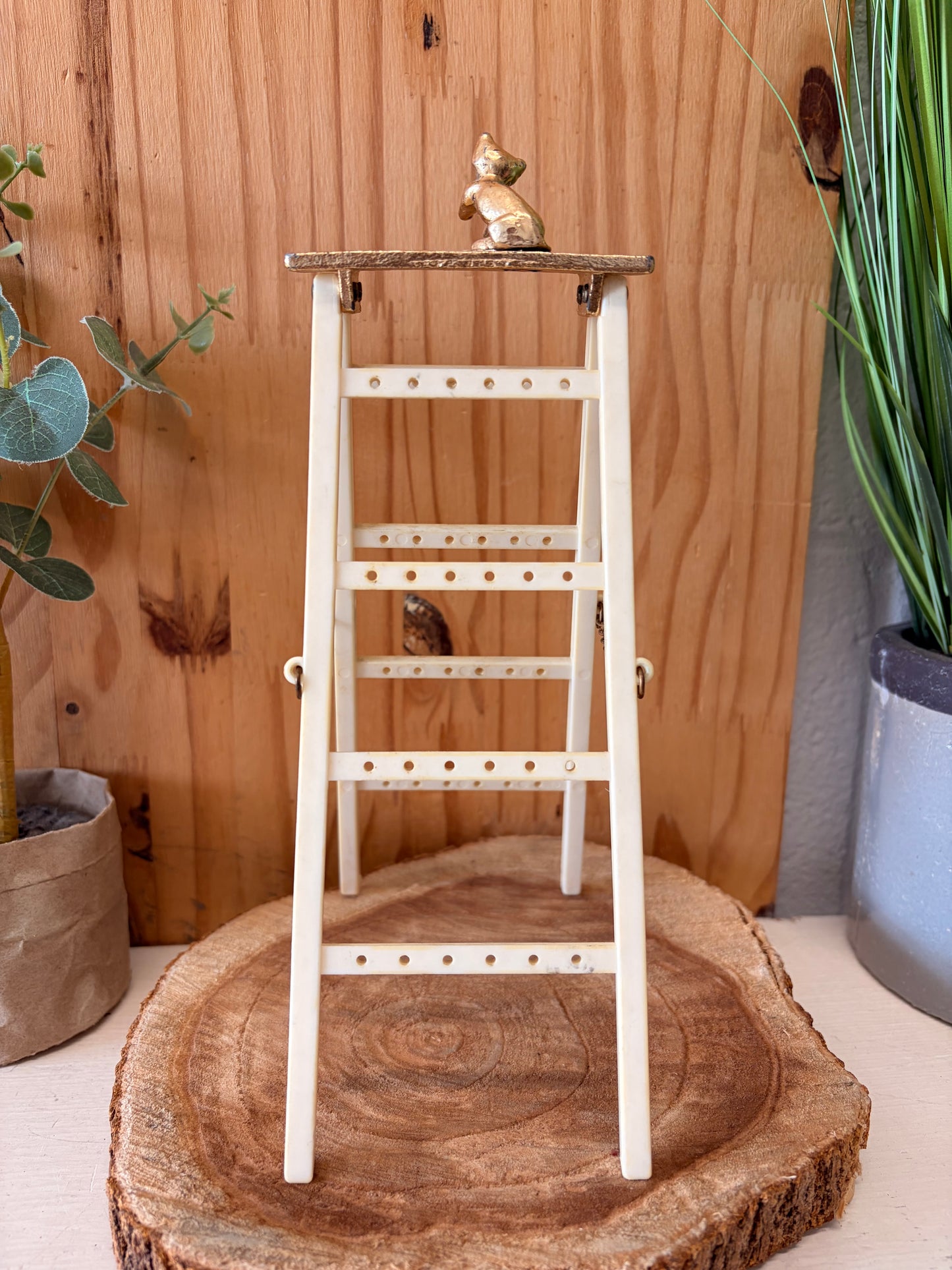 Cat Ladder Earring Holder