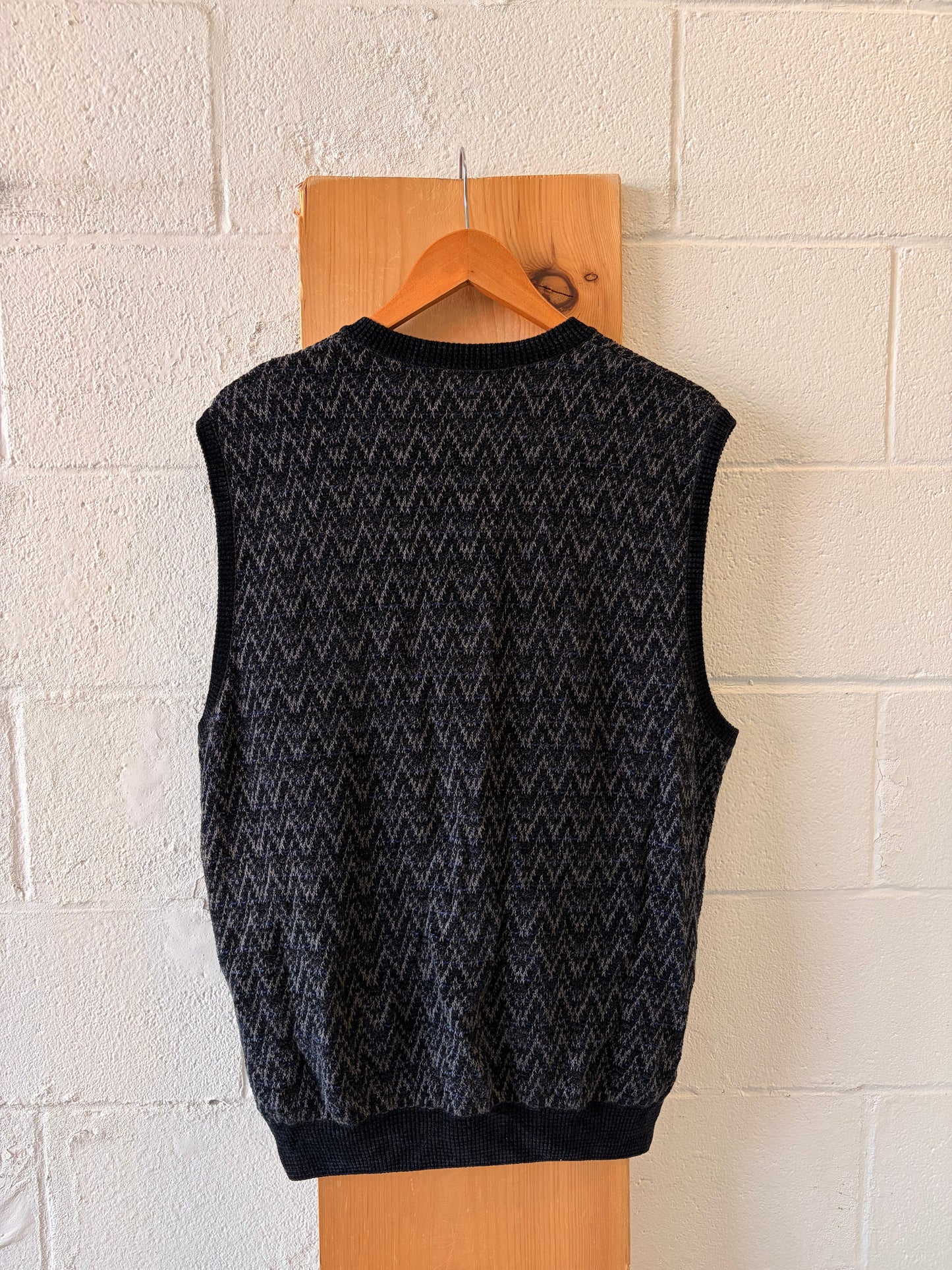 Vtg Patterned Sweater Vest : L