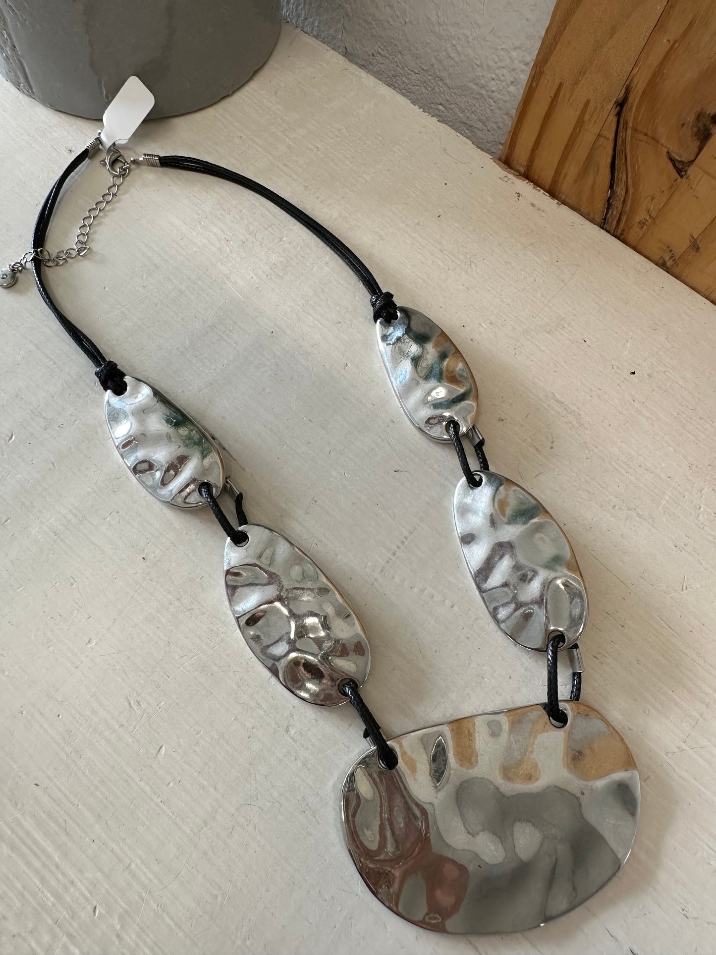Silver Tone Necklace