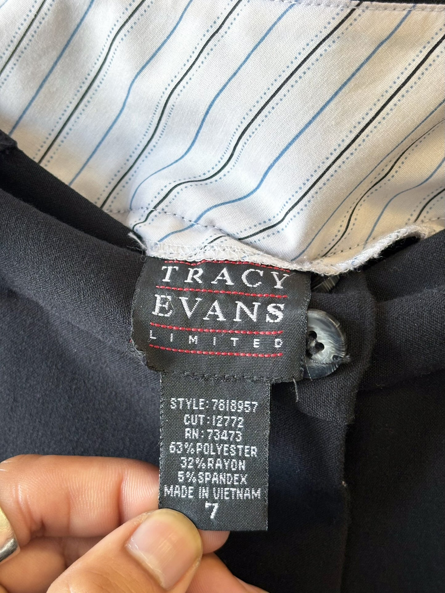 Black Capri Trousers : 7