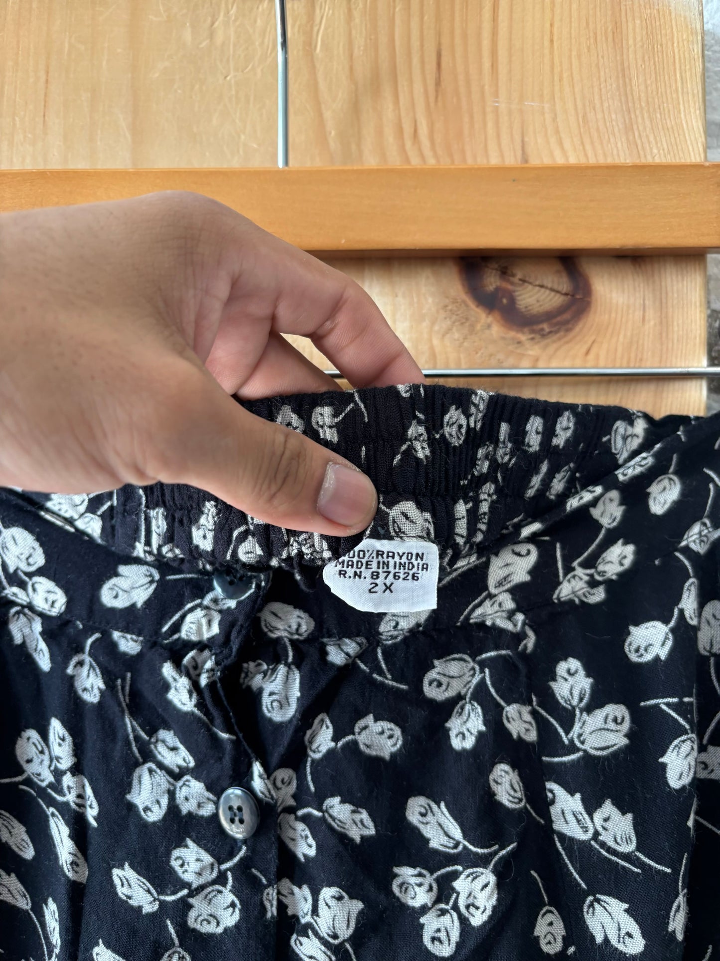 B&W Floral Button Front Skirt : 2X