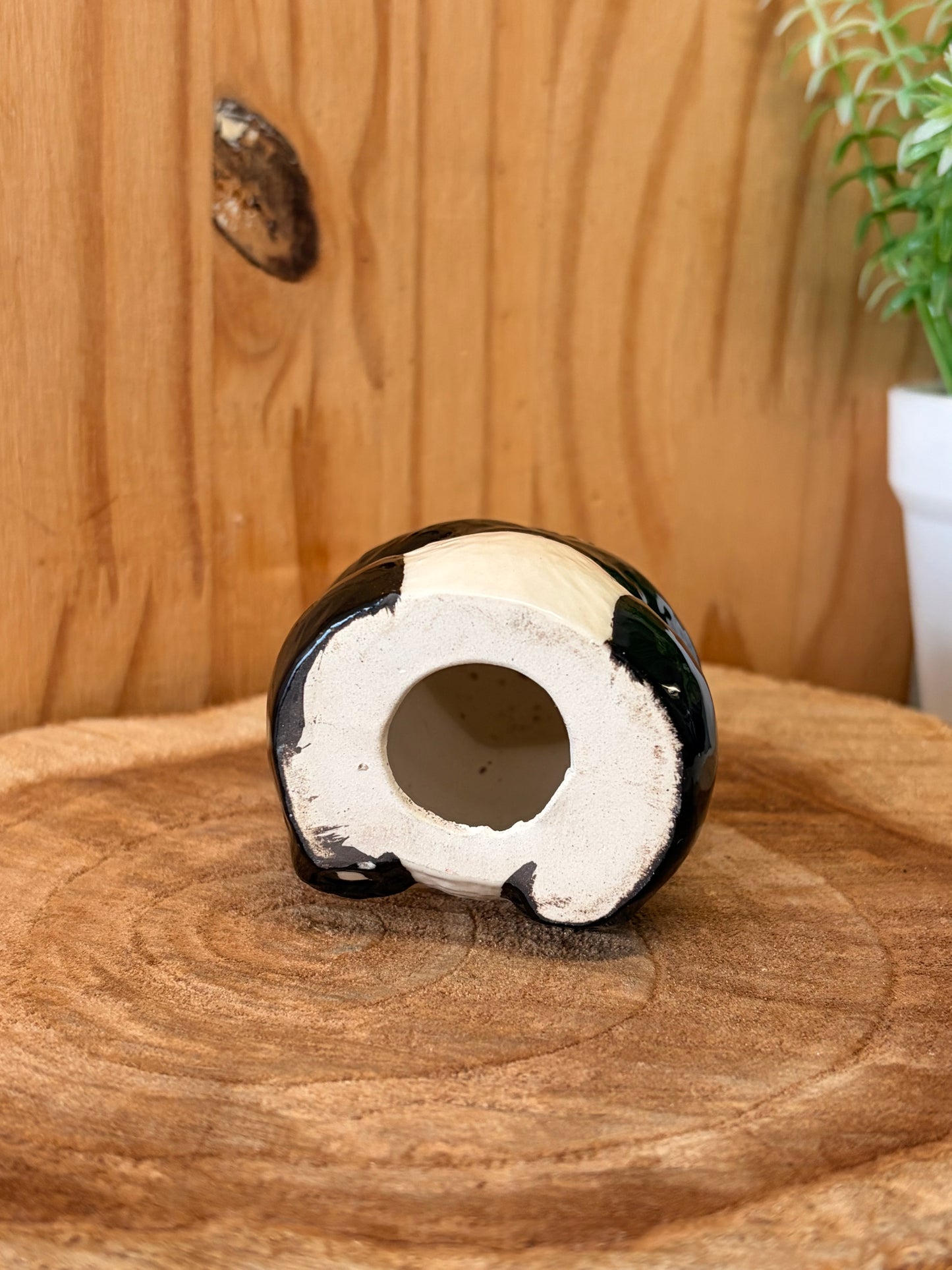 Little Ceramic Panda Figurine (Local Pick Up Only)