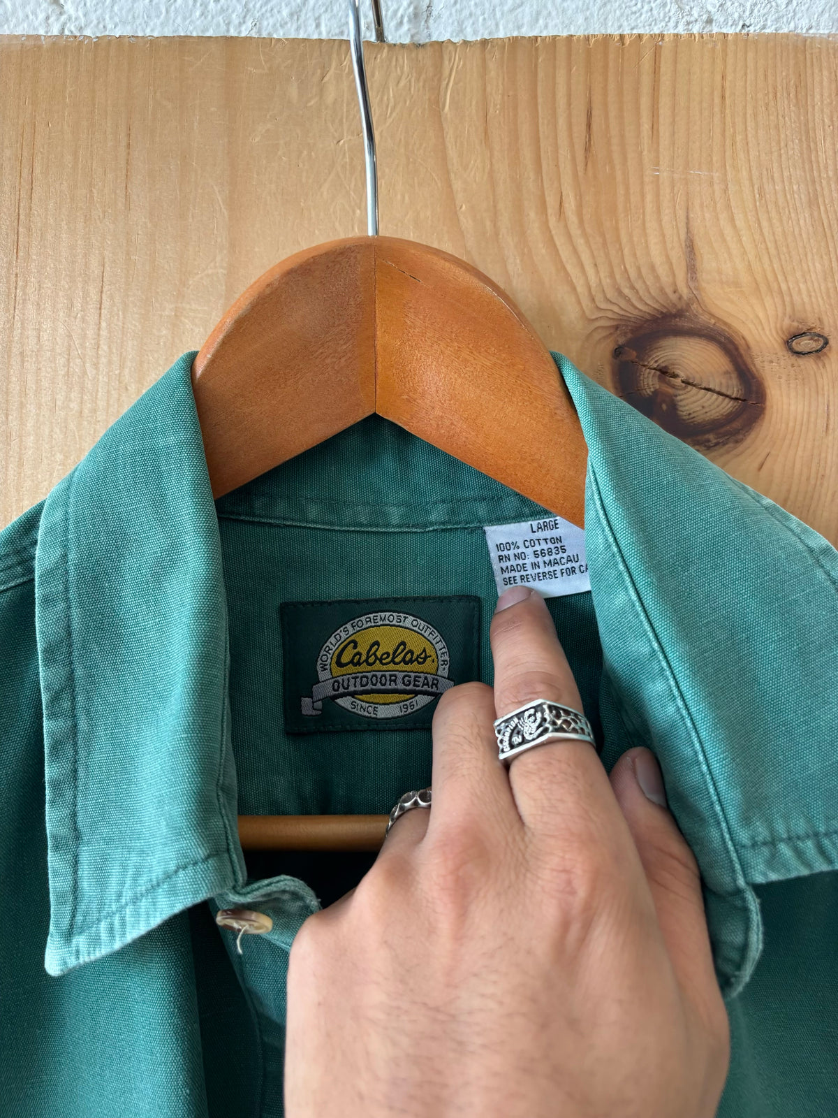 Vtg Green Cabela’s Button Up : L