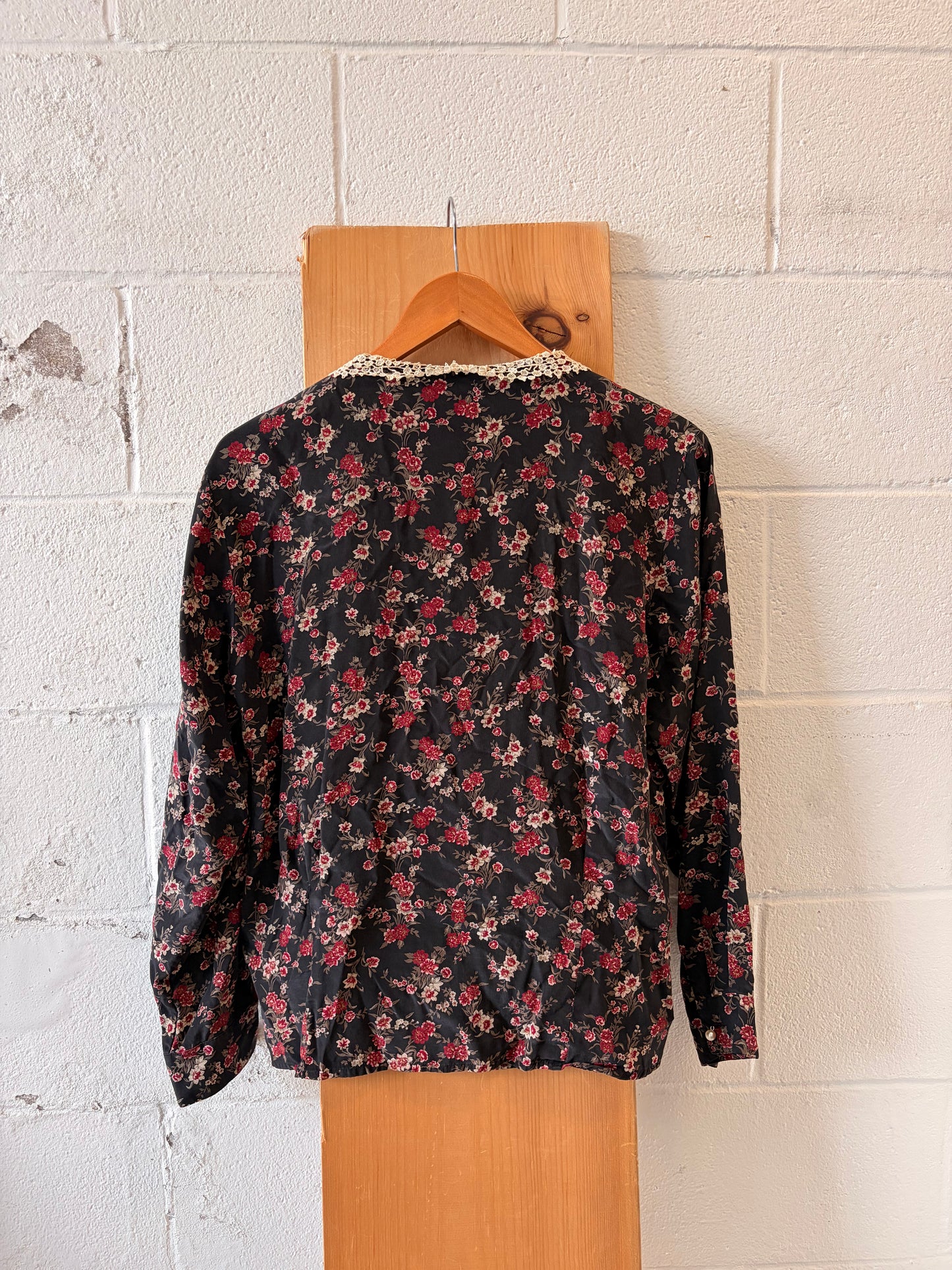 Vtg Lace Collared Floral Silk Blouse : 16