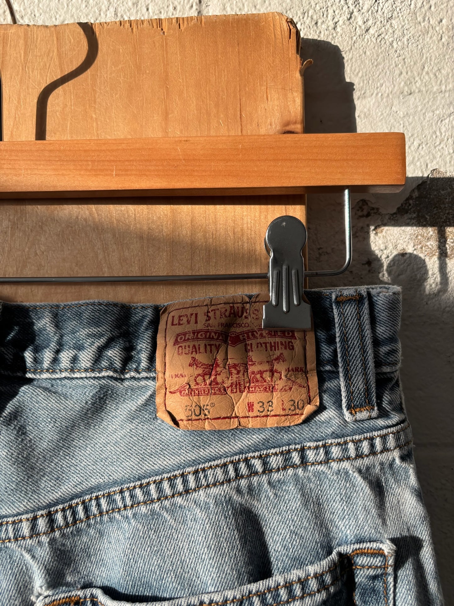 Levi’s 505 Jeans : 32” W