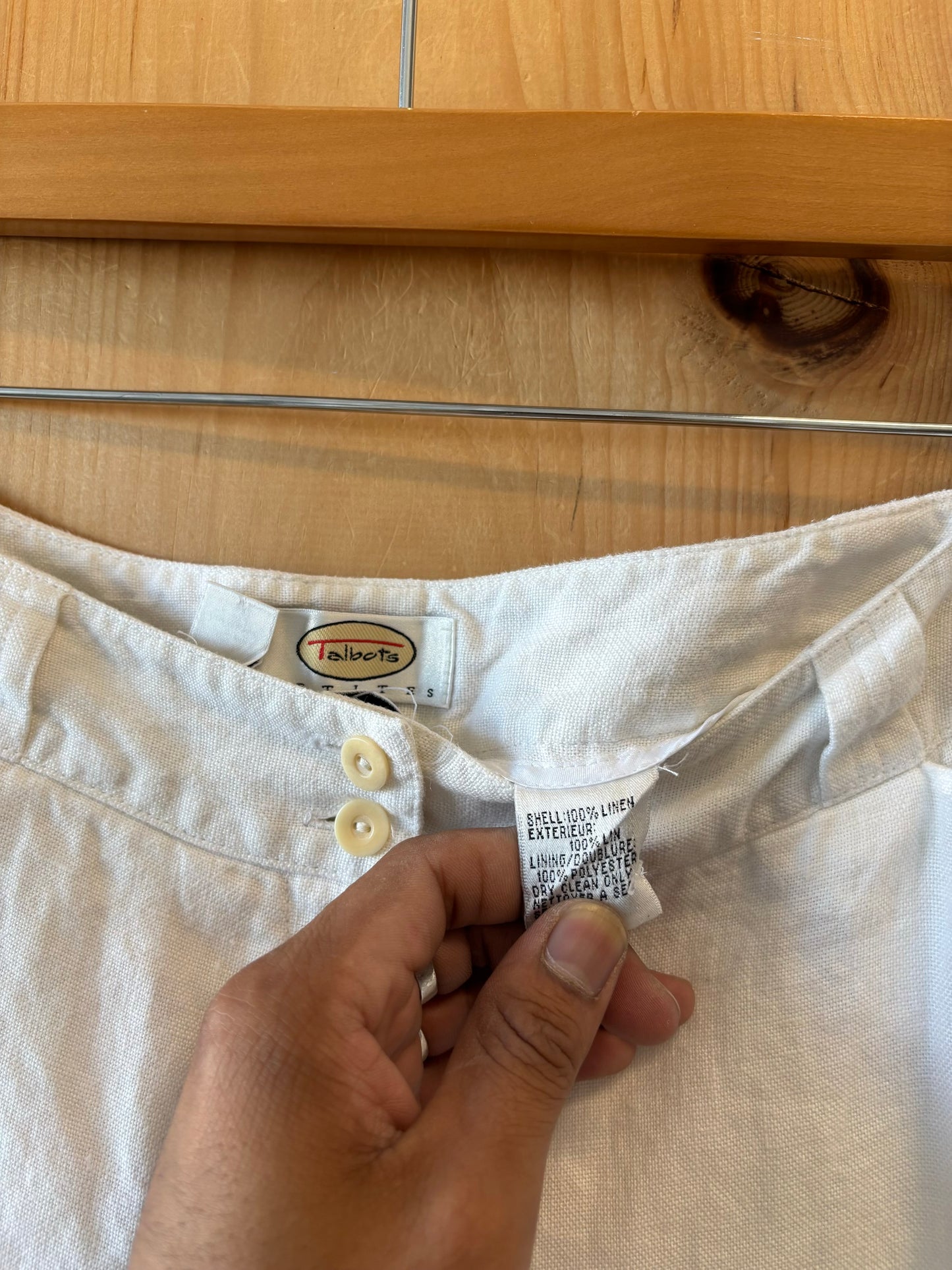 White Linen Capris : 12