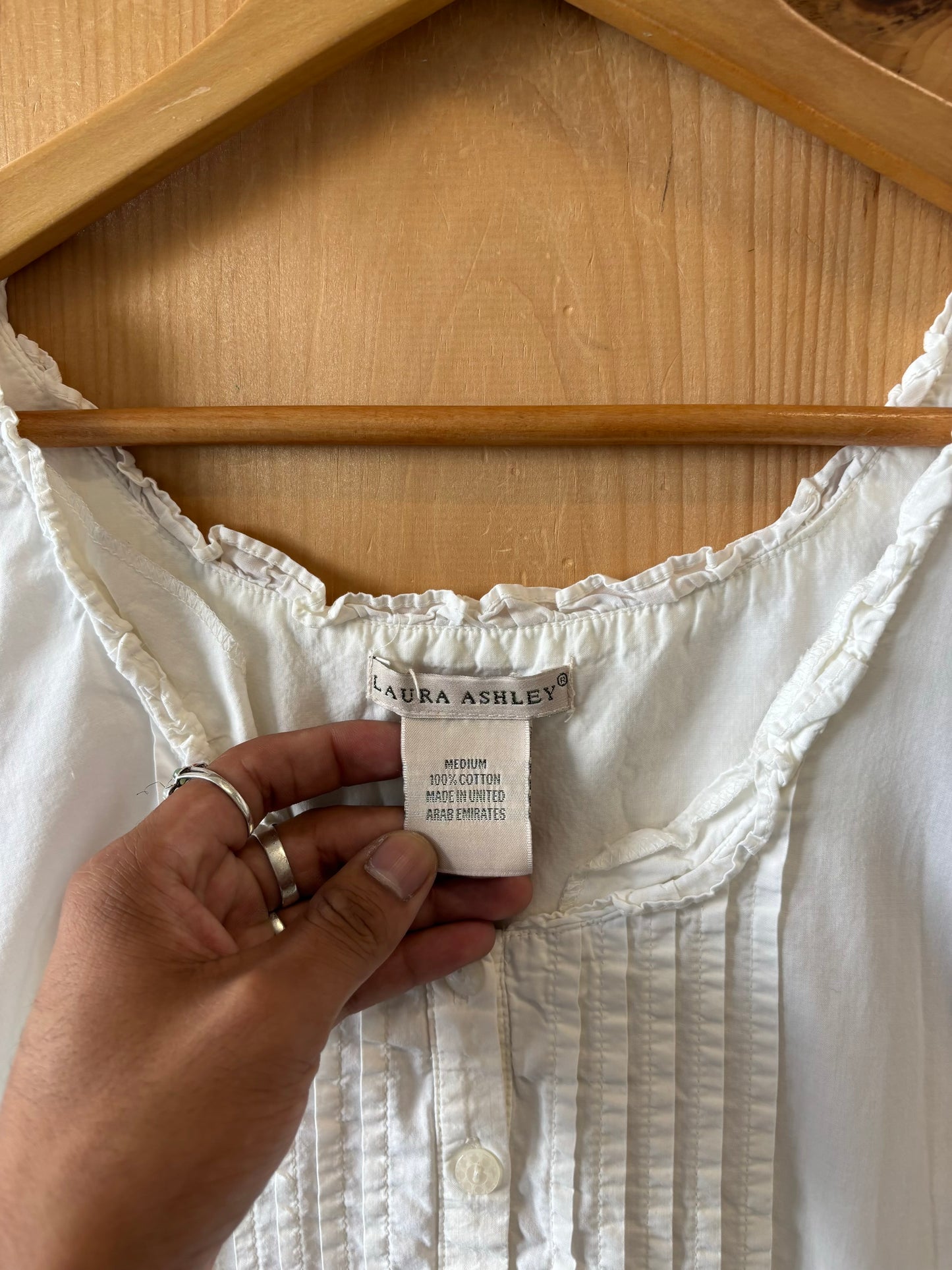 White Nightgown : M