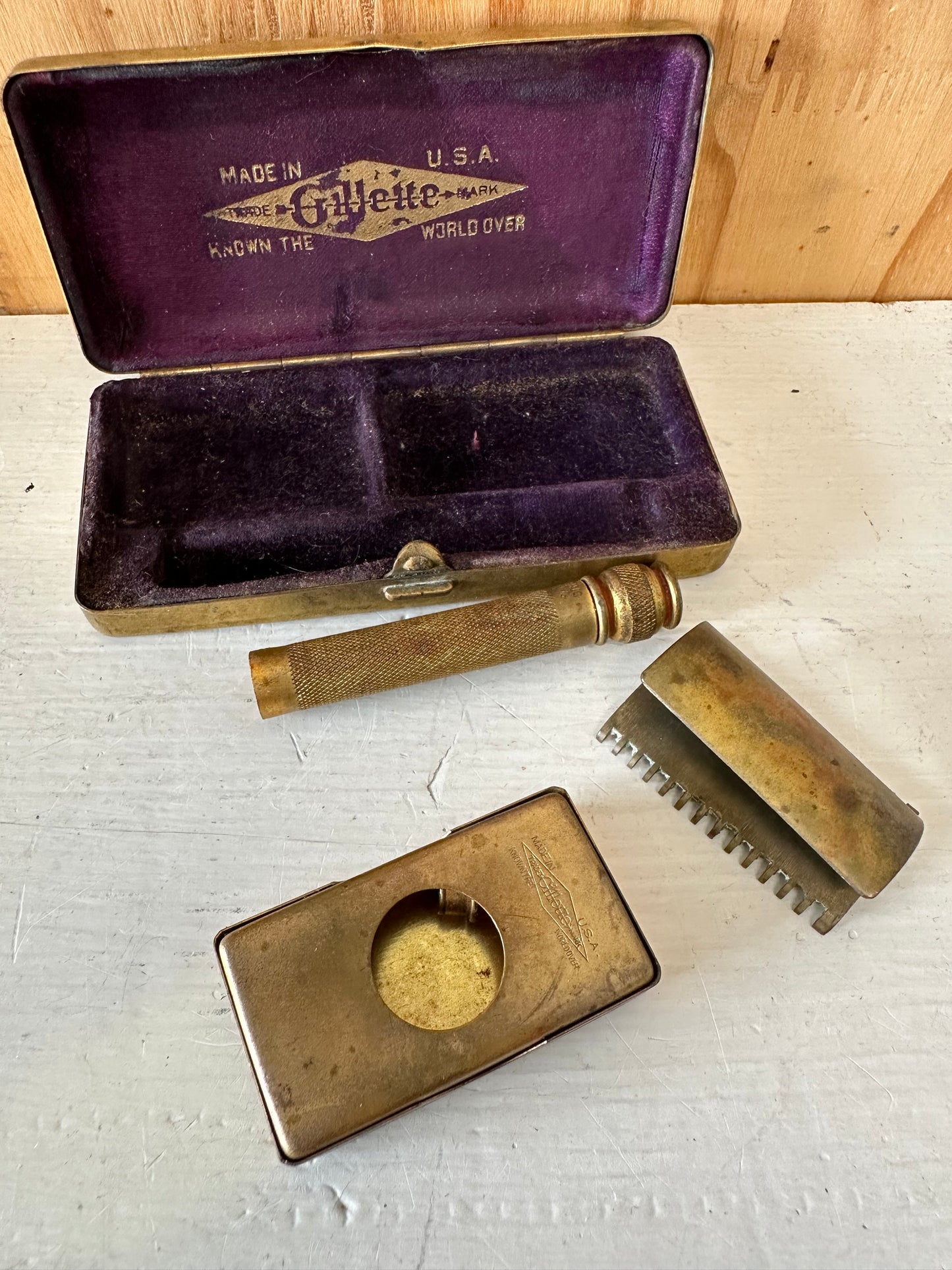Vtg Shave Kit