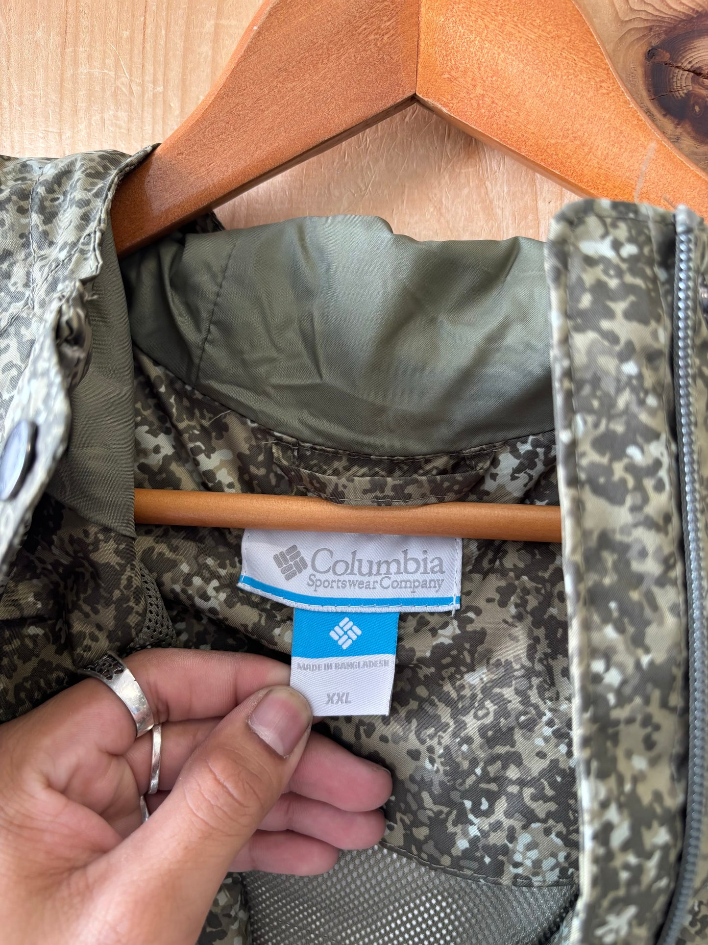 Columbia Camo Jacket : XXL