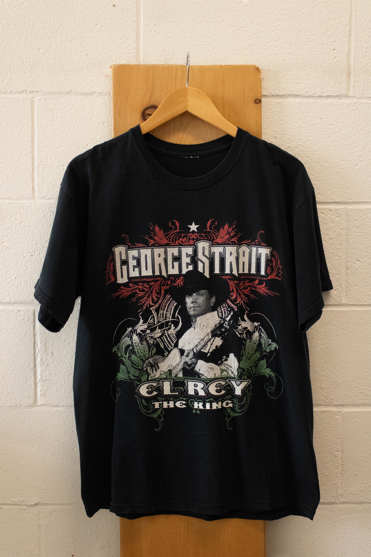 George Strait El Rey Tee : M