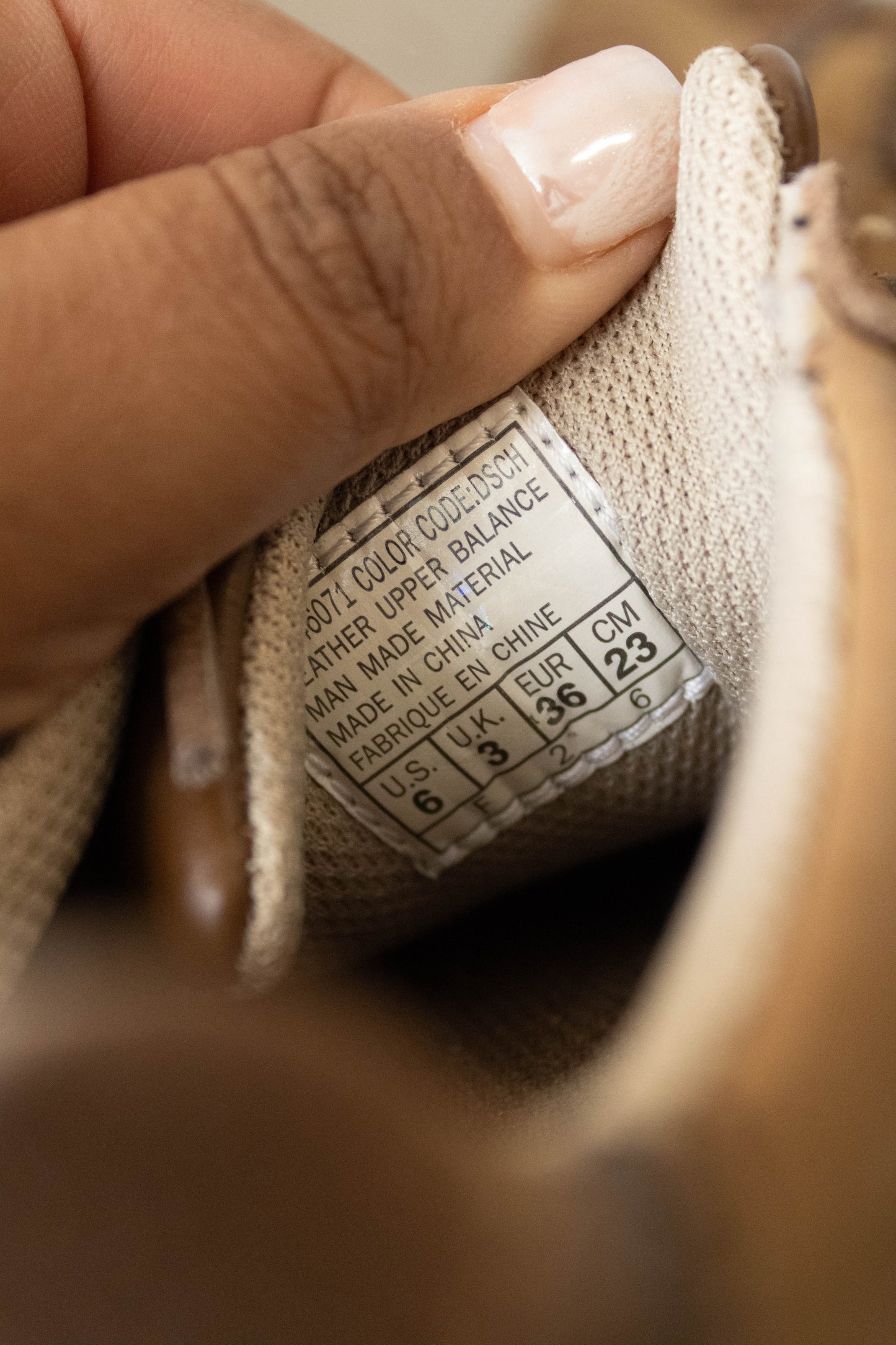 Brown Skechers Sneakers : 6