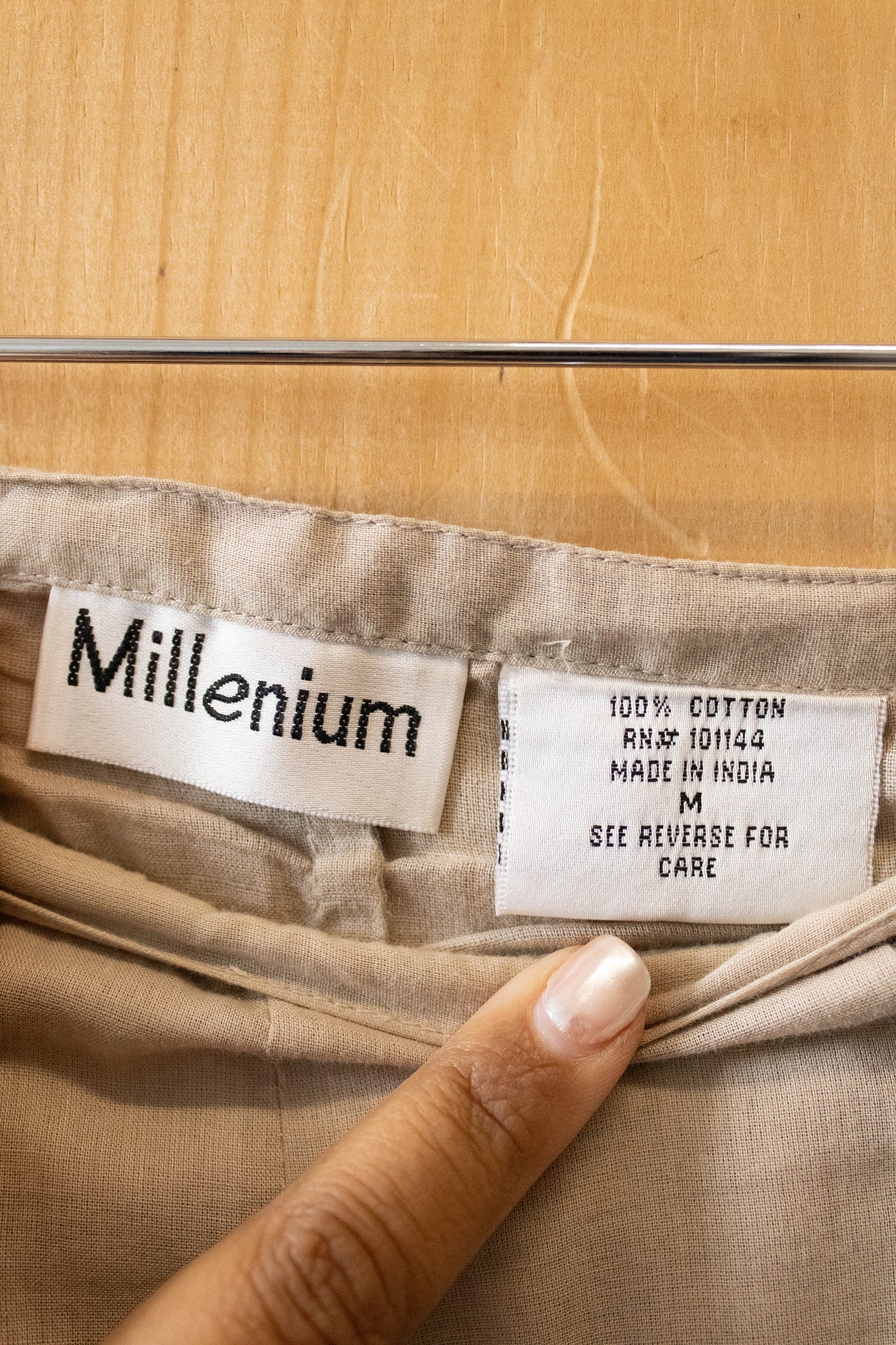 Vtg Brown Embroidered Skirt : M