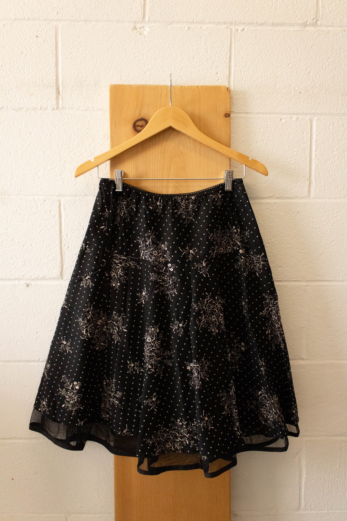 Black Floral Skirt : L