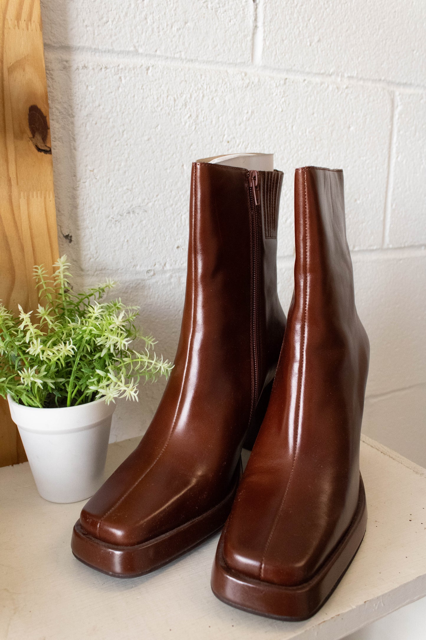 Brown Jeffrey Campbell Block Heeled Boots : 8