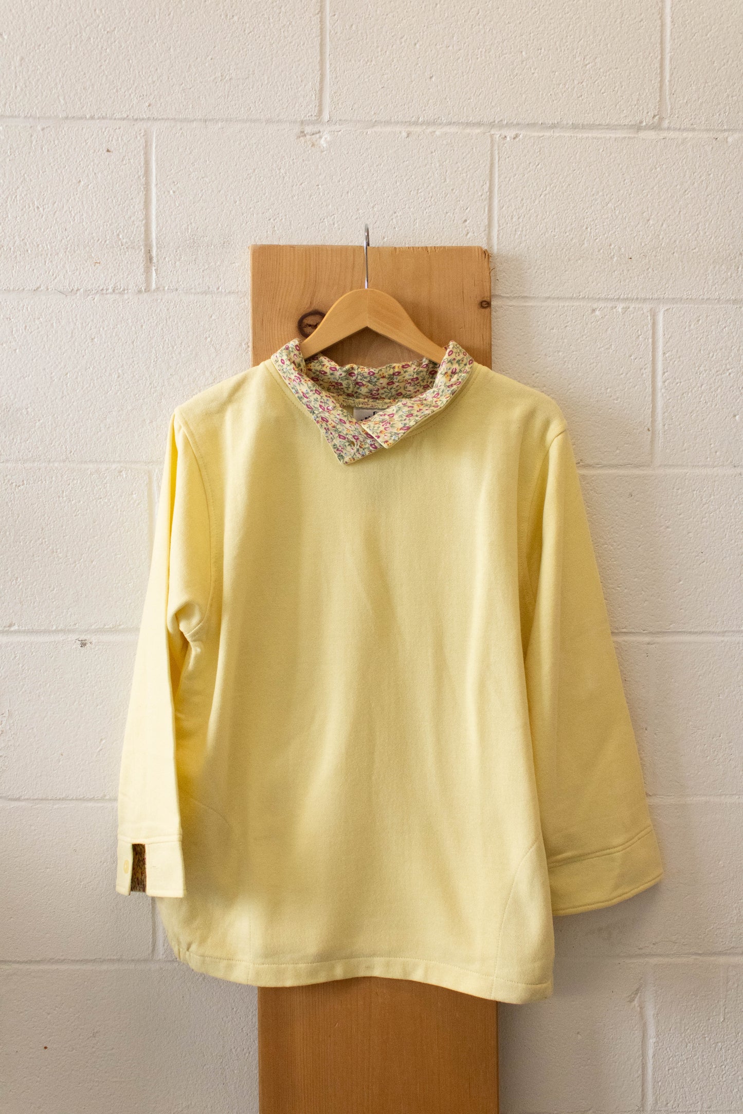 Vtg Butter Yellow Crew : L