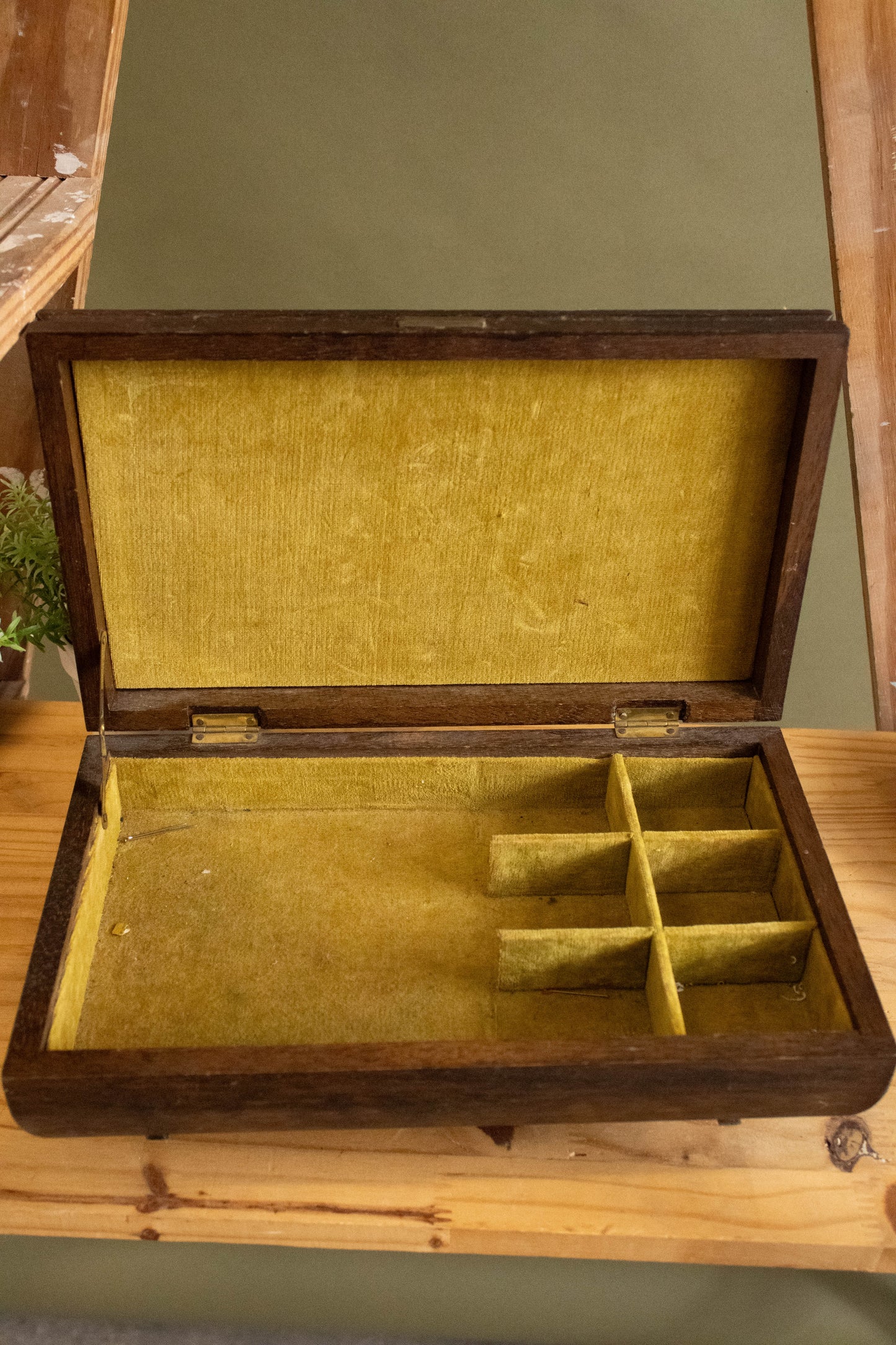 Wooden Map Jewelry Box (Local Pick Up Only)