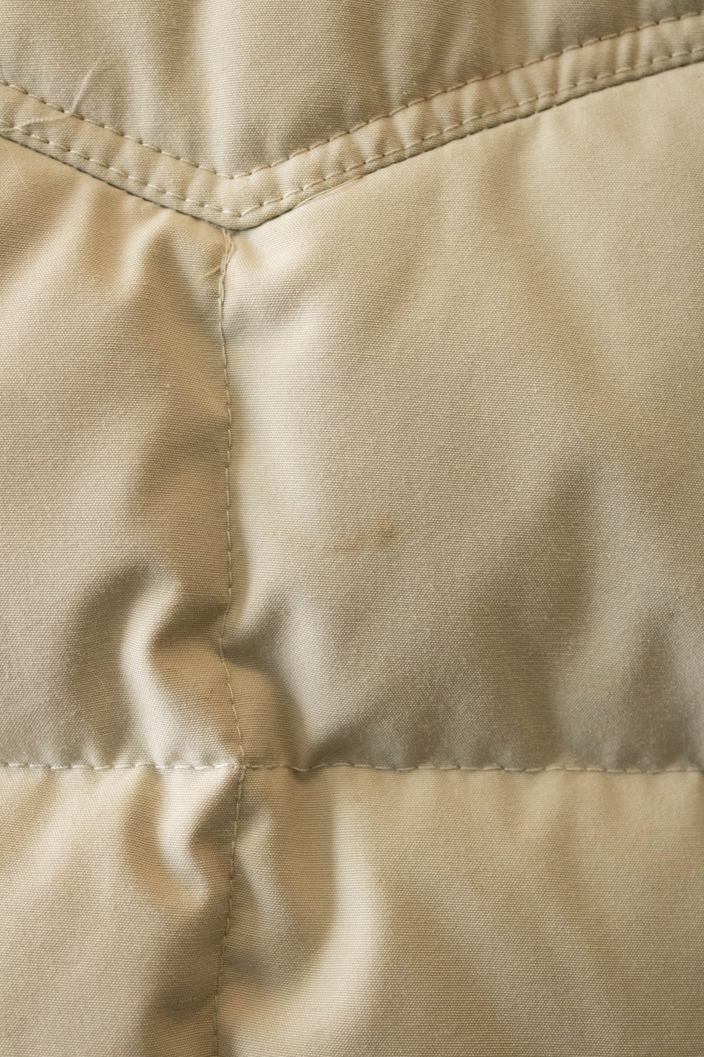 Vtg Beige Puffer Vest : M