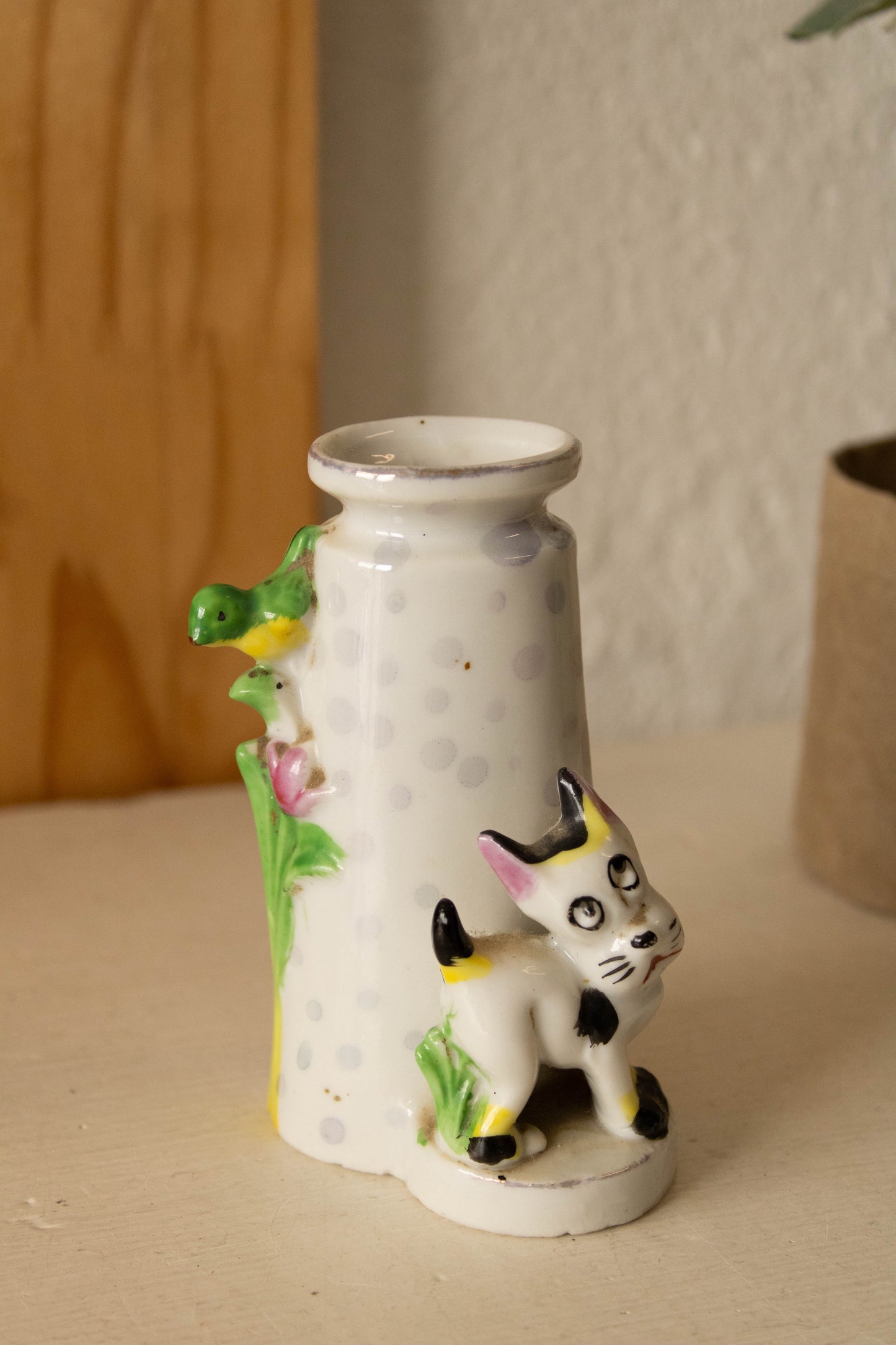 Vtg Dog and Bird Bud Vase