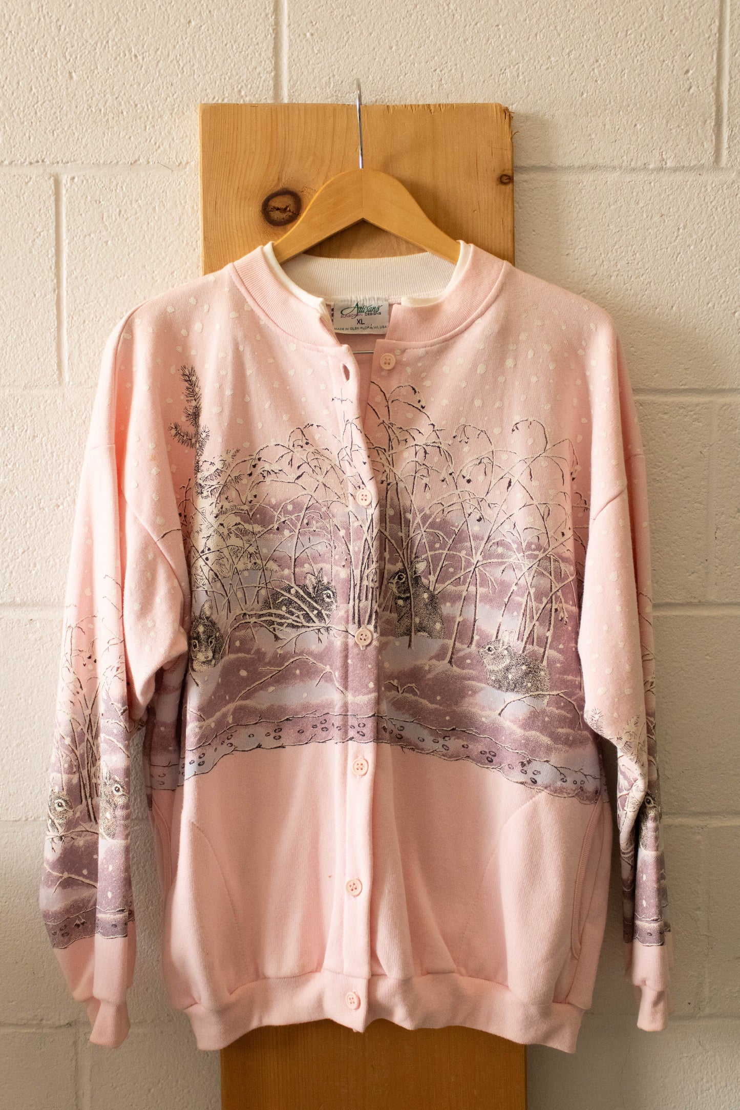 Vtg Artisans Winter Scene Button Crew : XL
