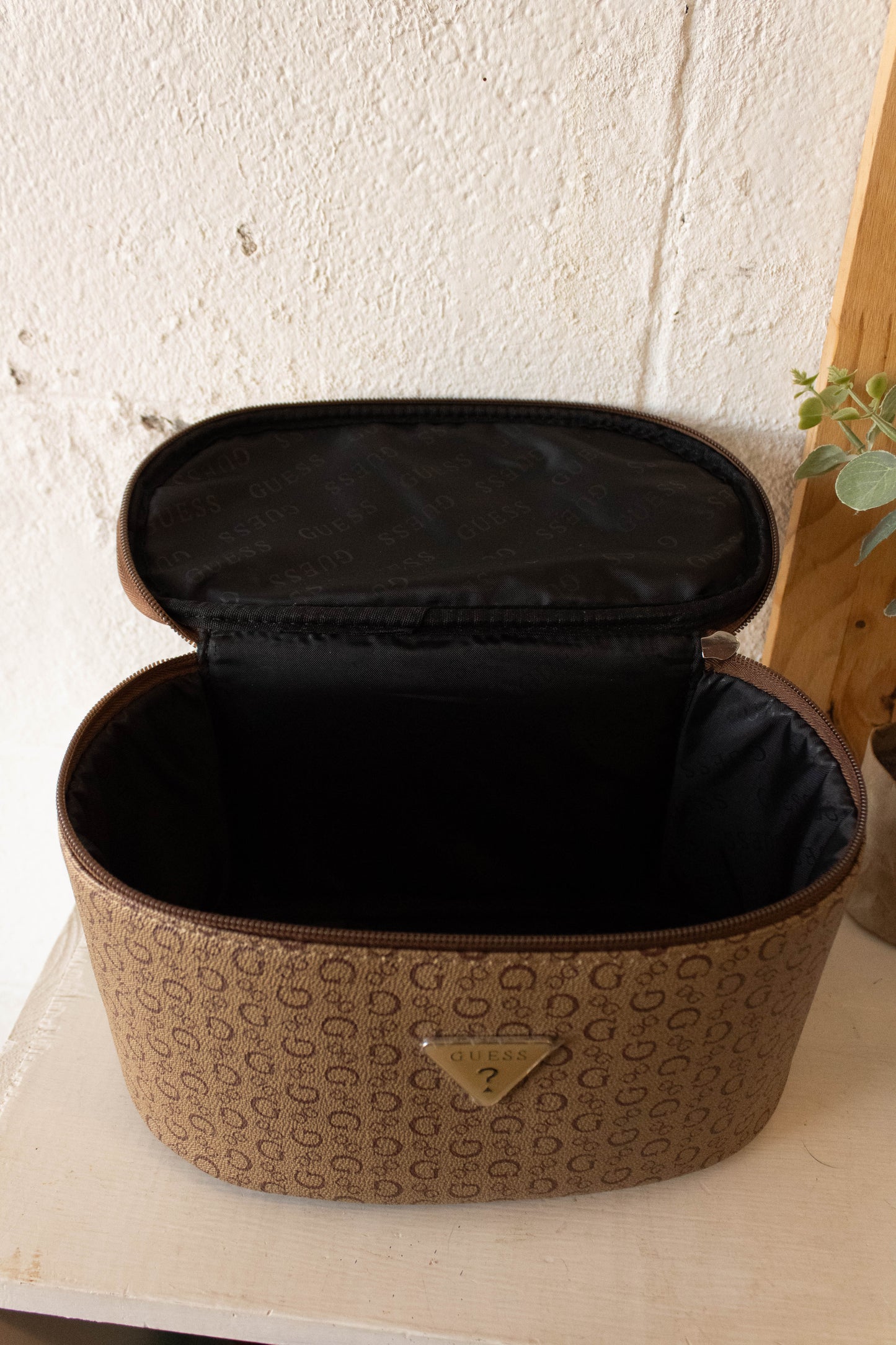 Brown Guess Junction Make Up Travel Bag