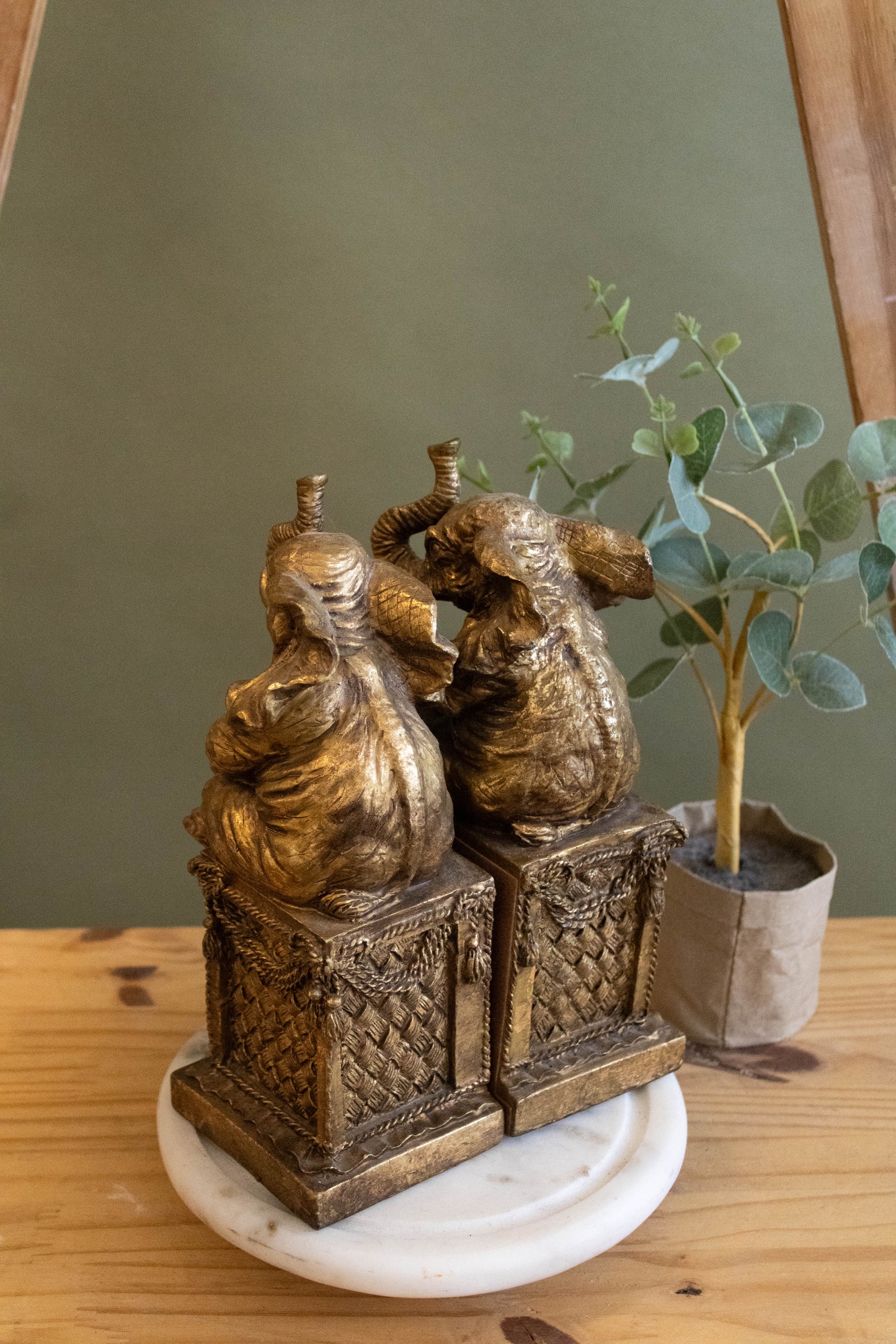 Vtg Brass Elephant Bookends (Local Pick Up Only)