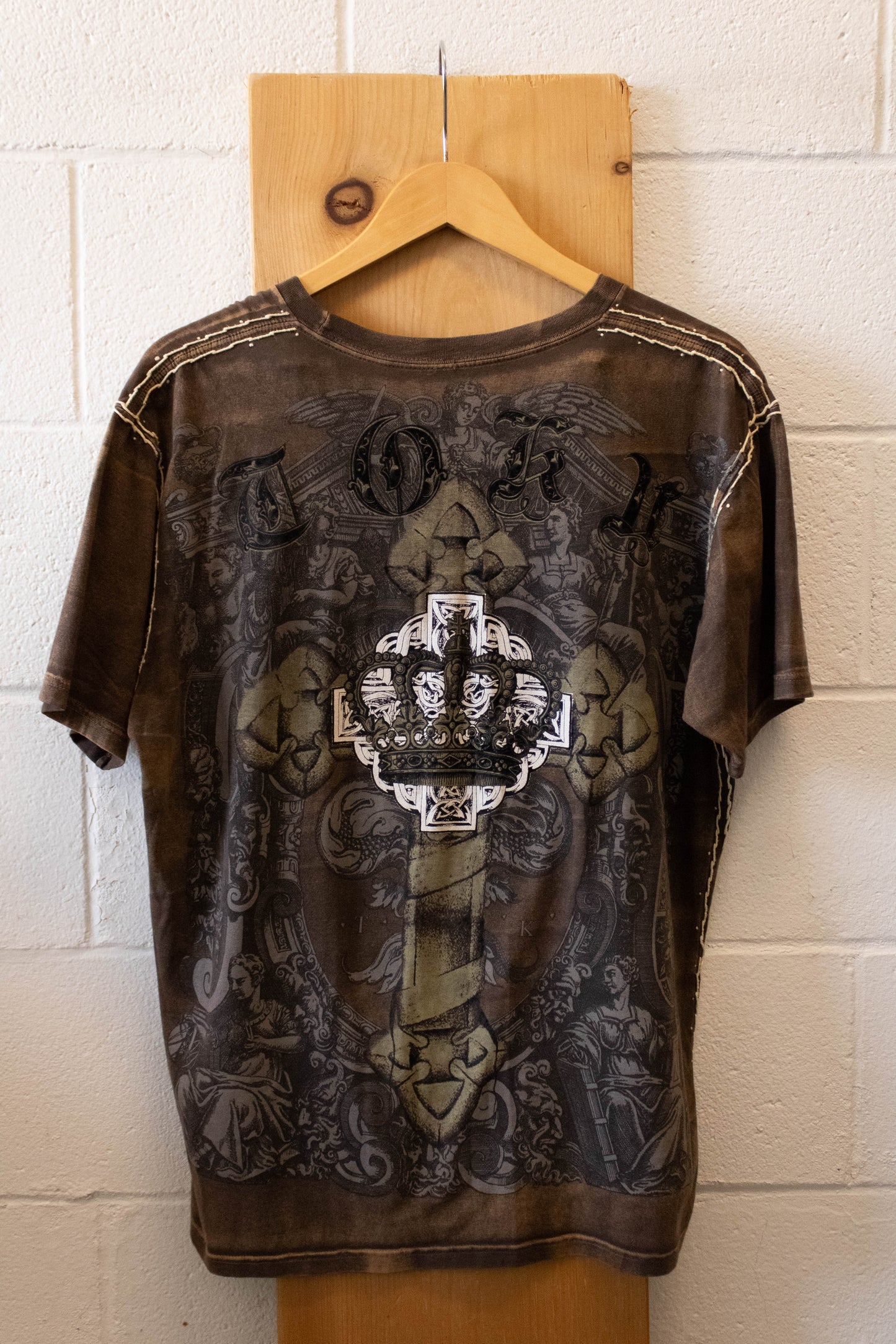 Brown Fleur De Lis Tee : XL