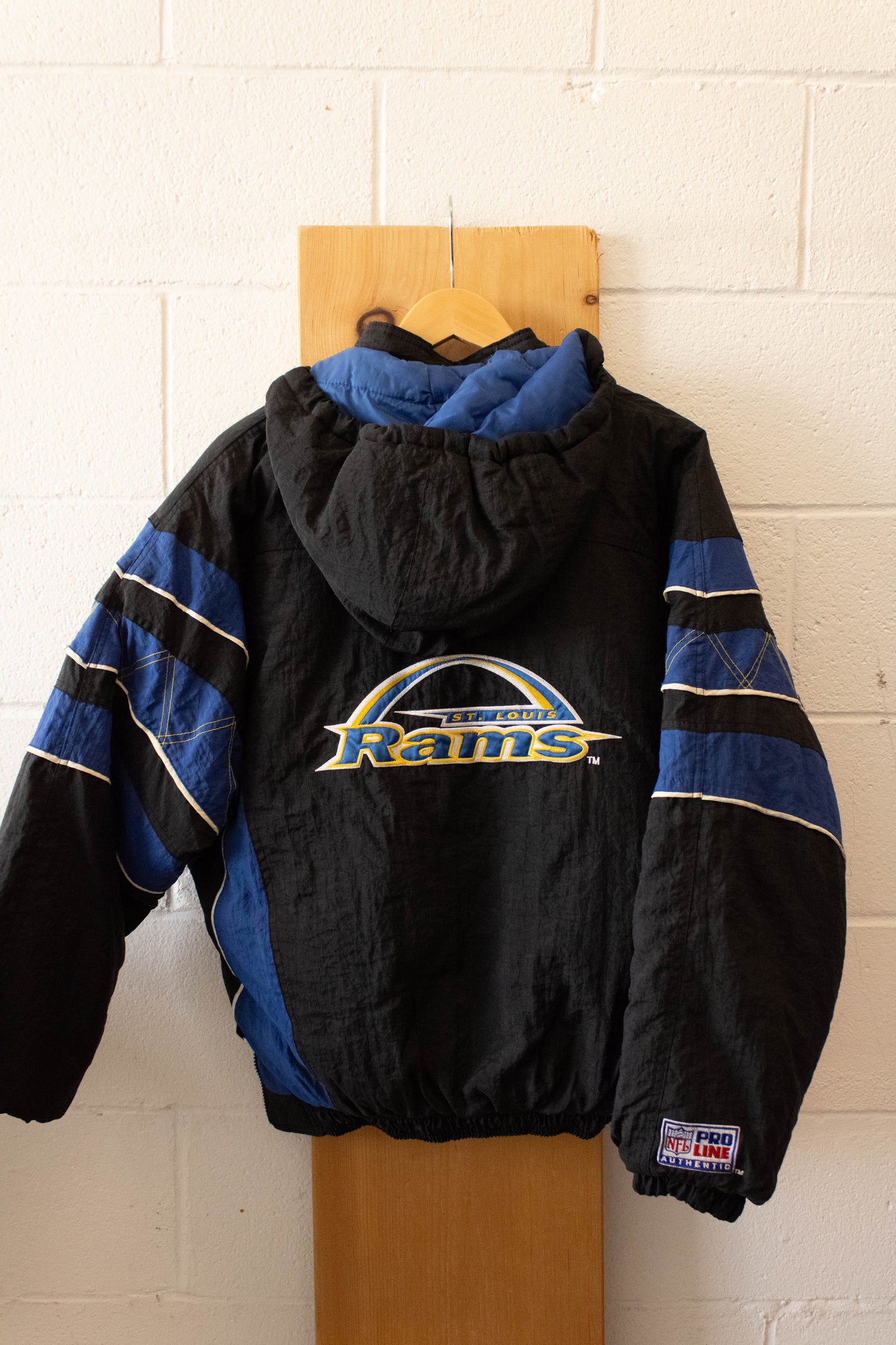 Vtg St. Louis Rams Pro Line Jacket : M