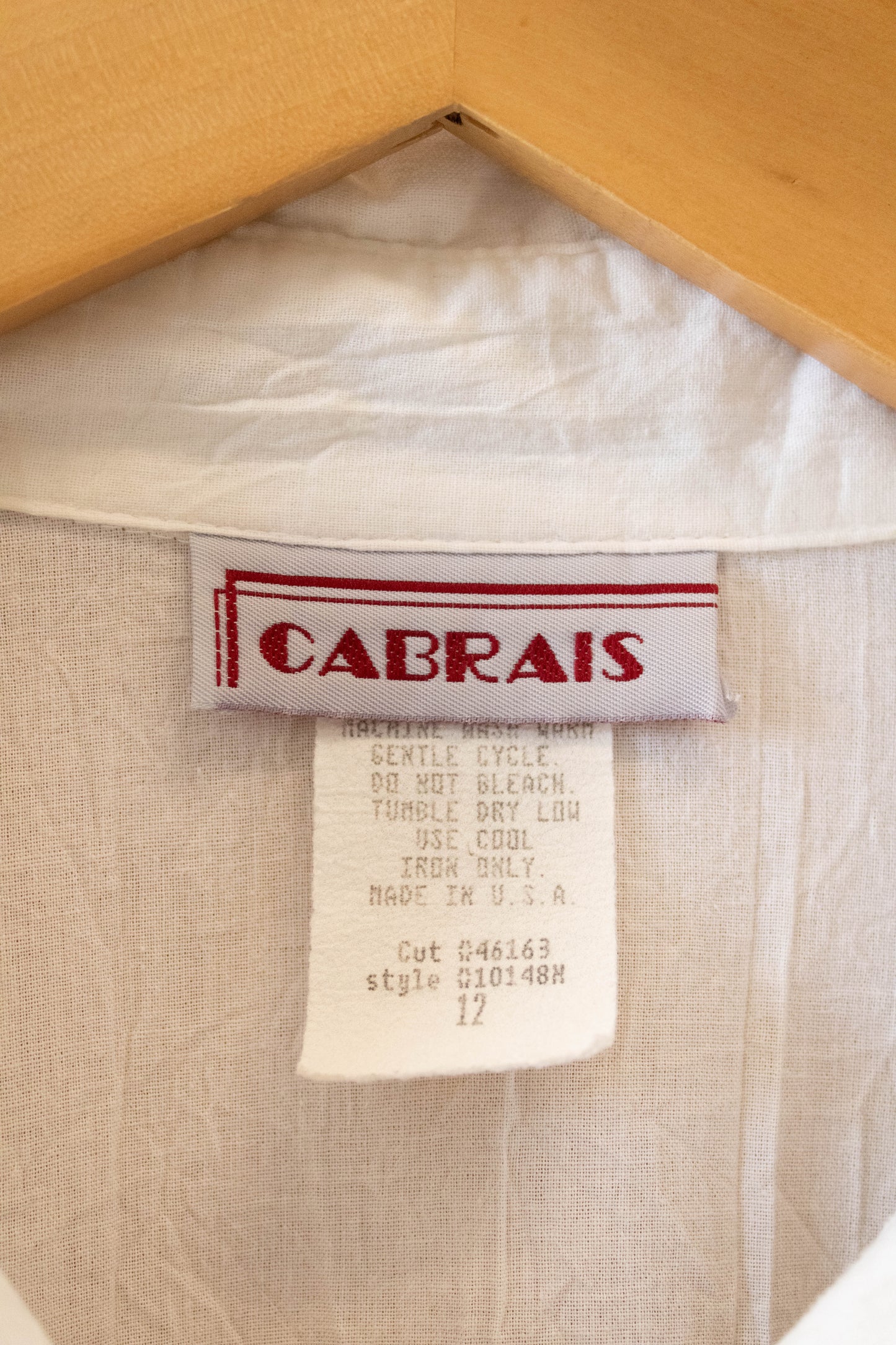 Vtg White Embroidered Button Up : 12