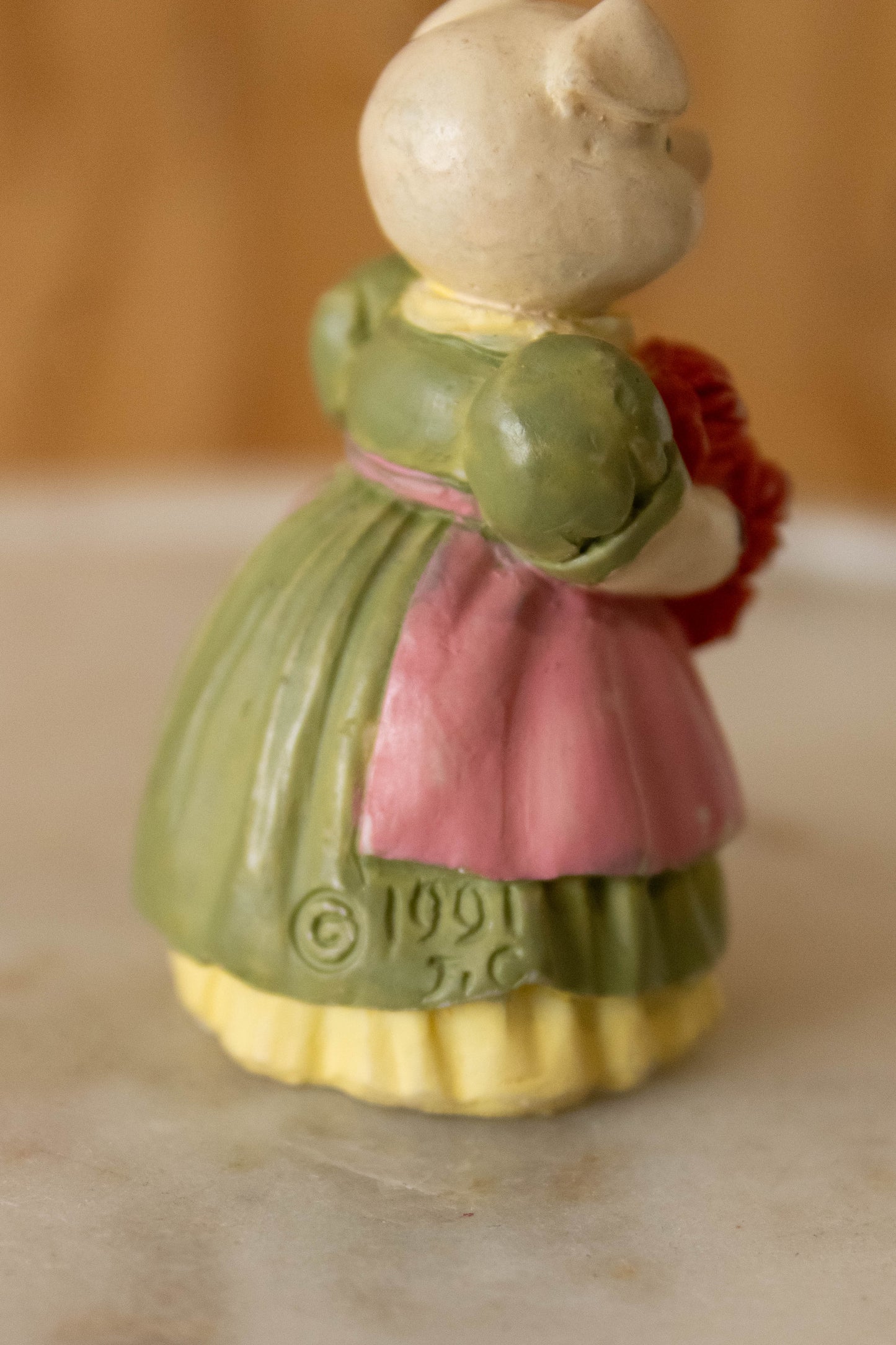 Vtg Mini Pig with Flowers