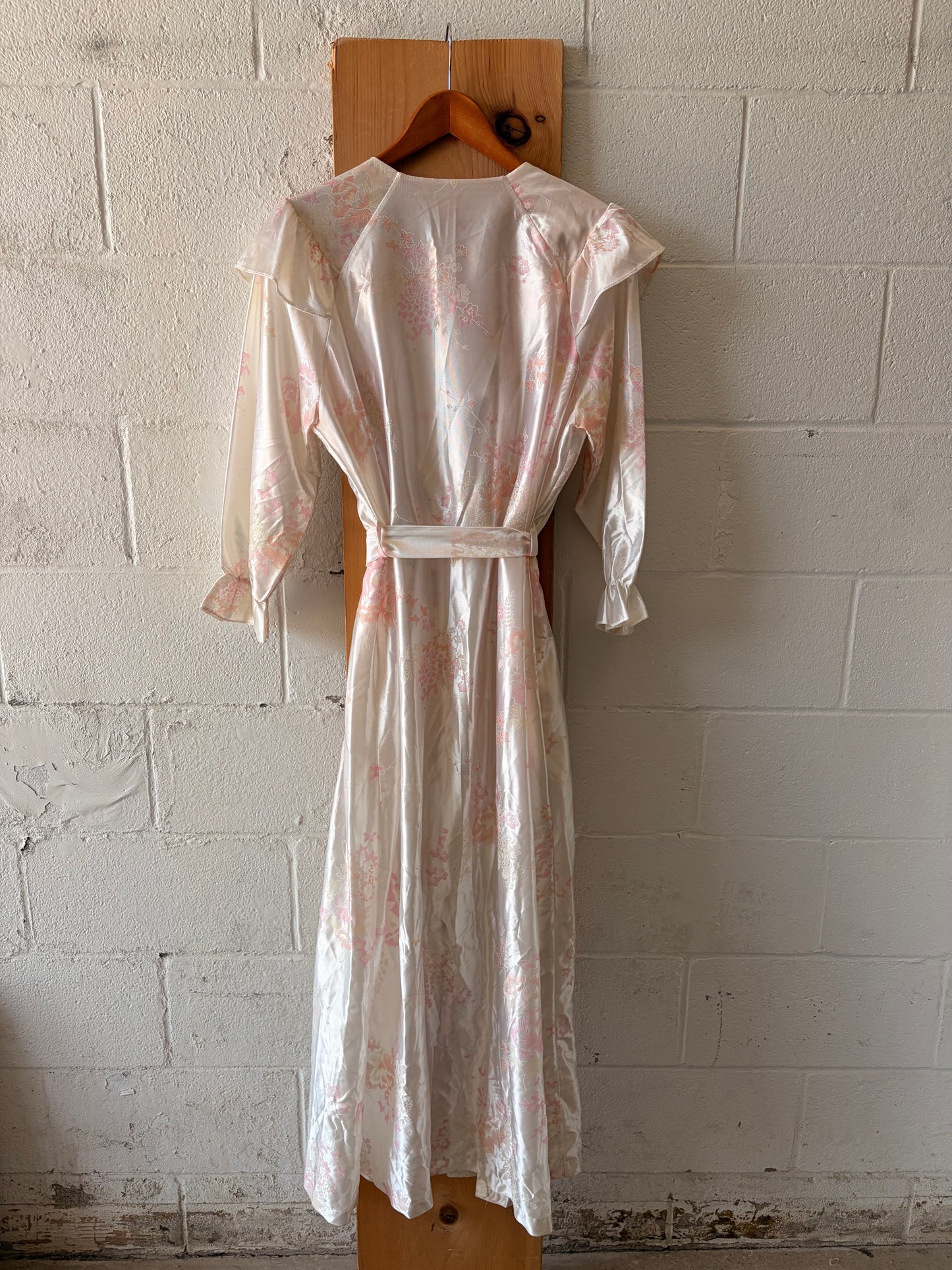 Floral Pink Robe : L (As Is)