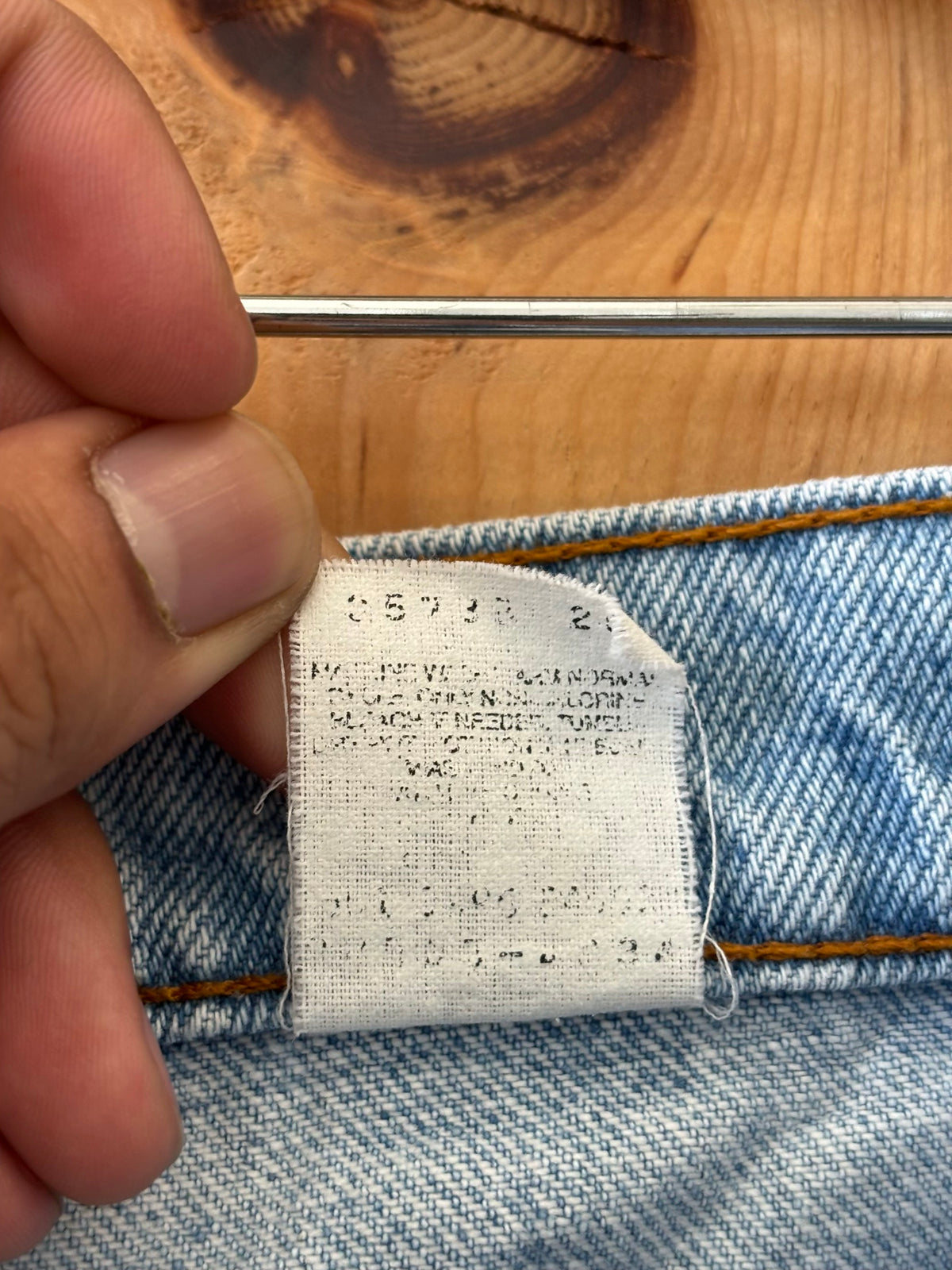 Vtg Levi’s Jeans : 30” W