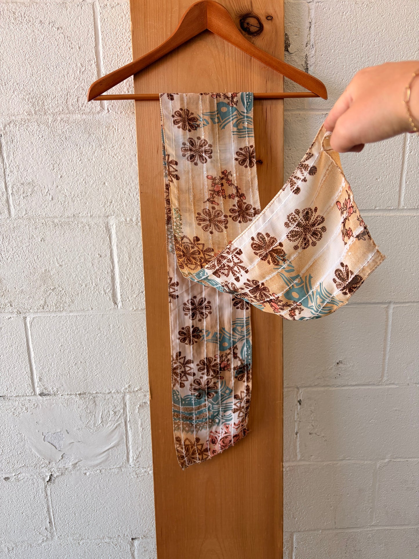 Dainty Sequins Floral Scarf