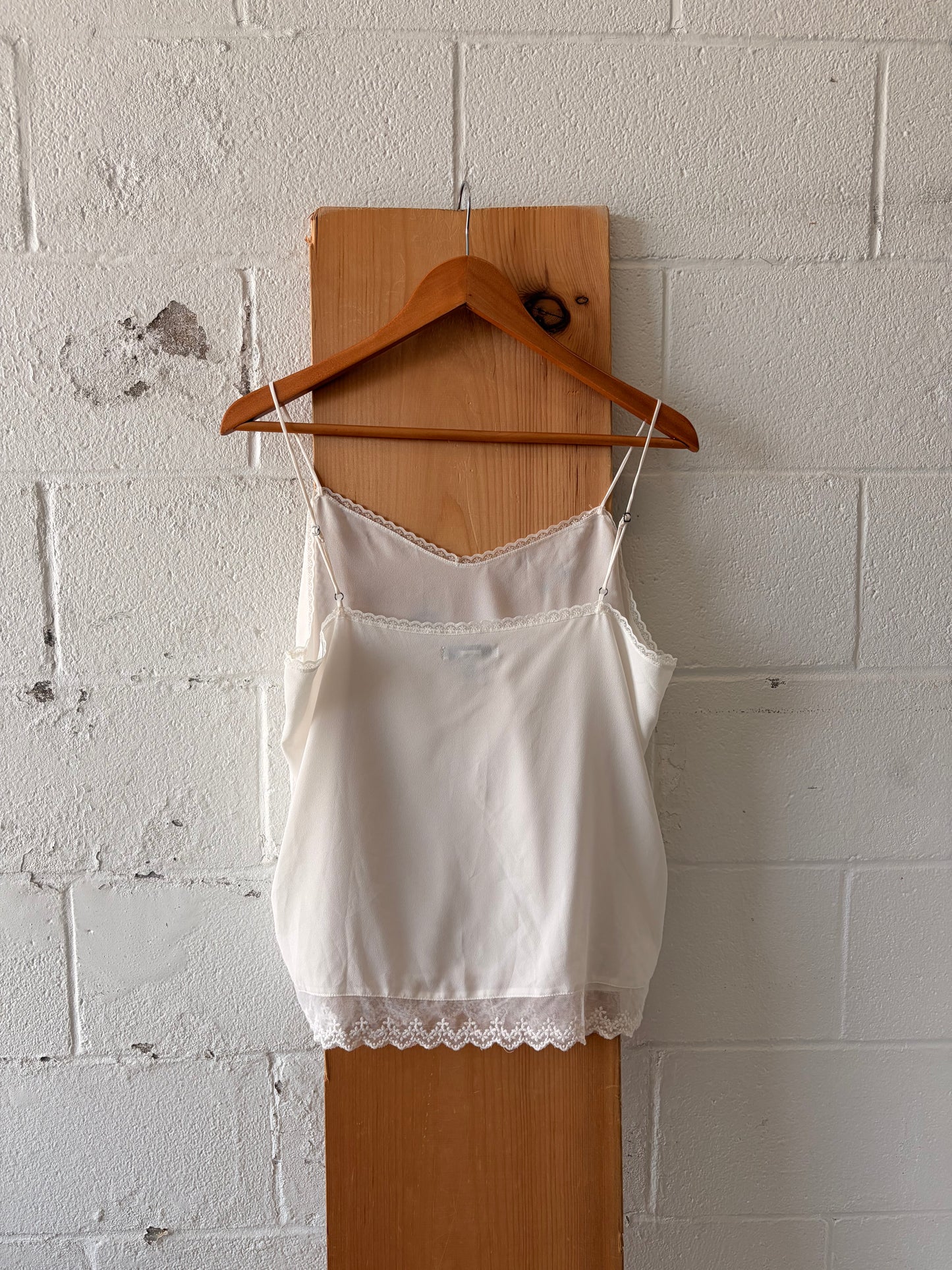 Dainty Lace Trimmed Cami : L